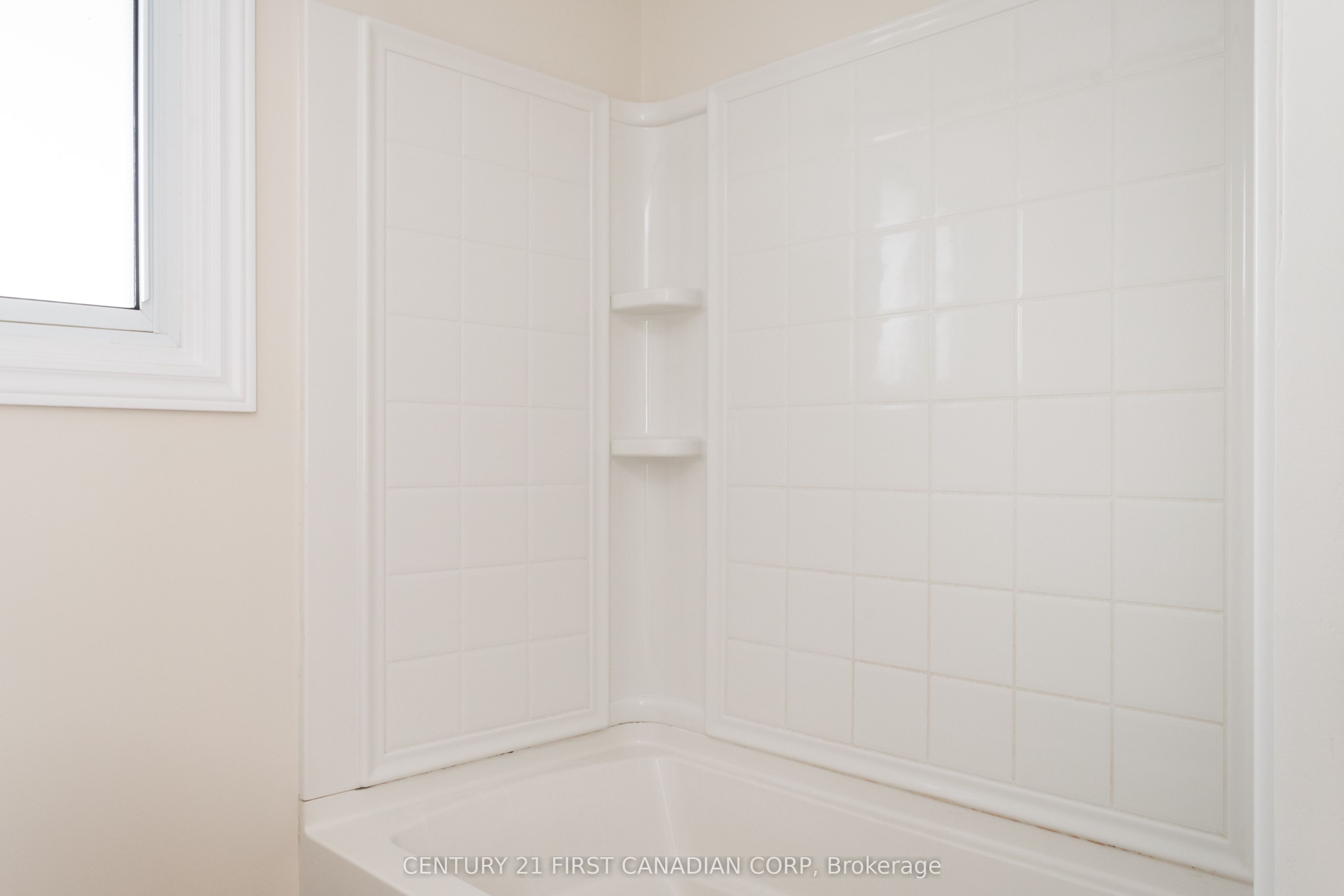 111 Woodrow Crescent Property Photo 7