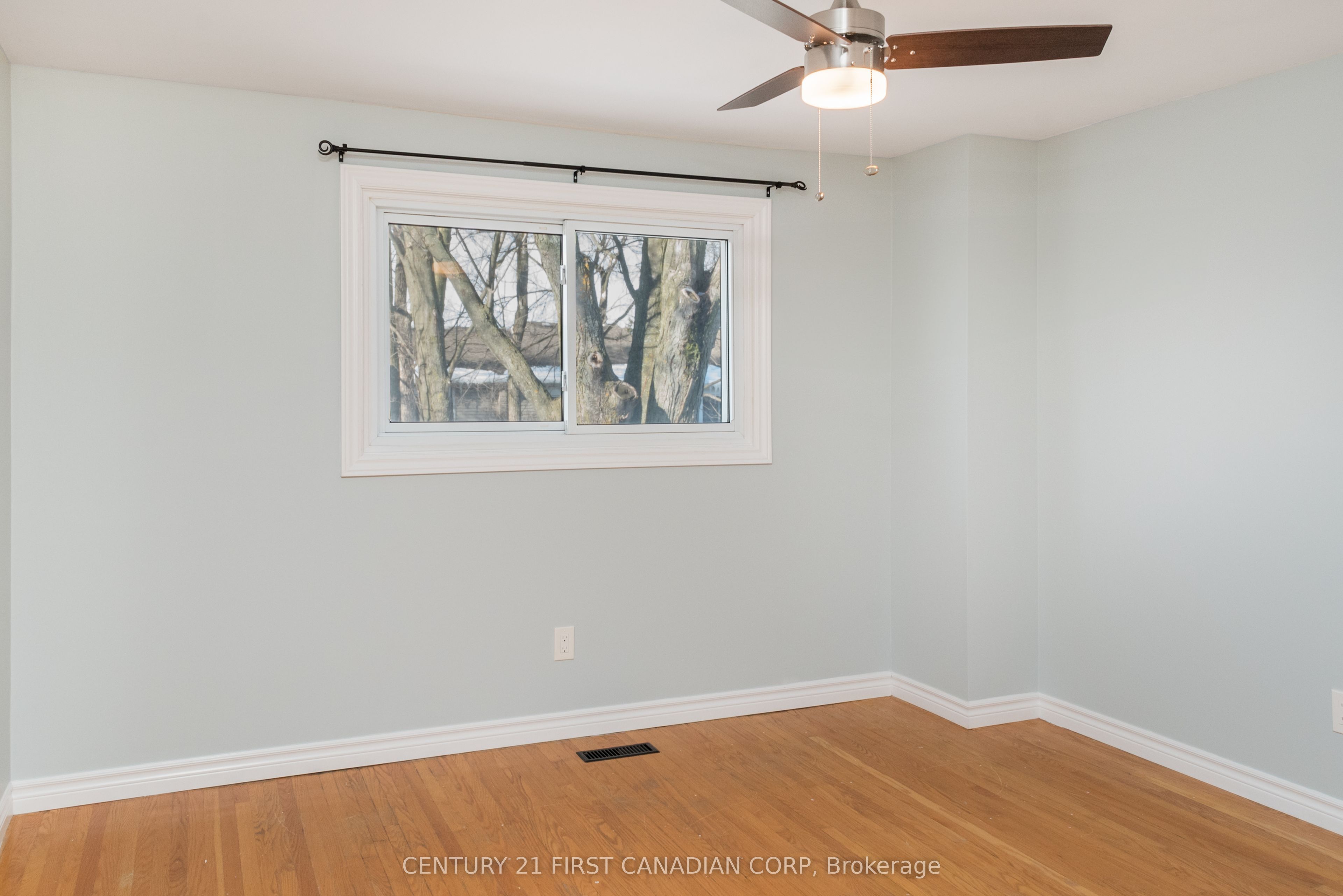 111 Woodrow Crescent Property Photo 10
