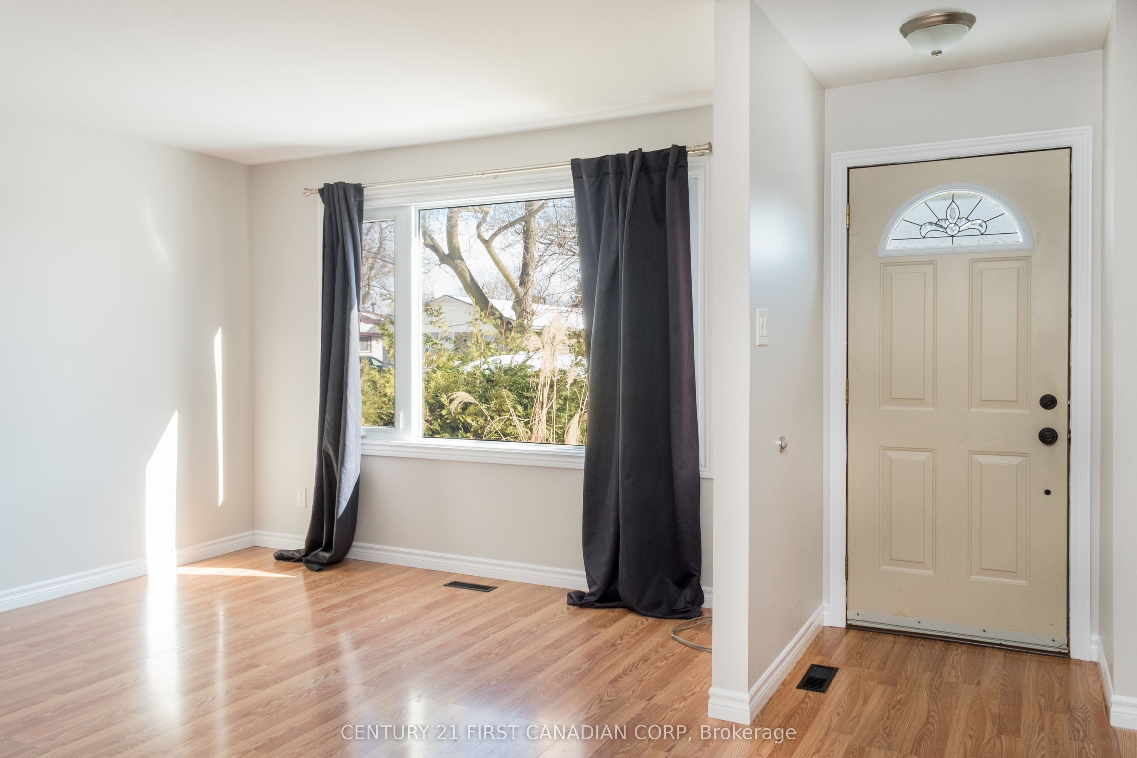 111 Woodrow Crescent Property Photo 12