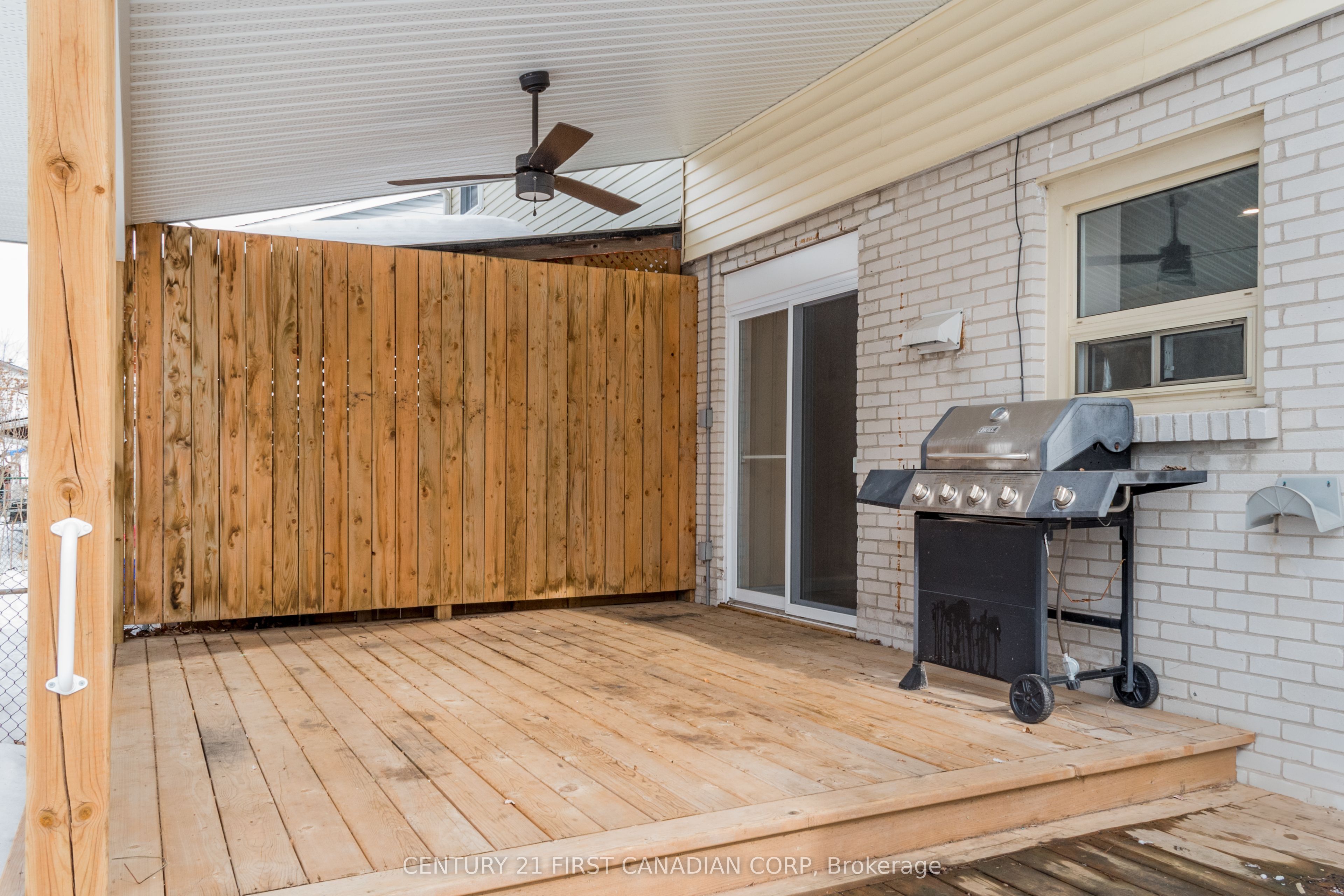 111 Woodrow Crescent Property Photo 40
