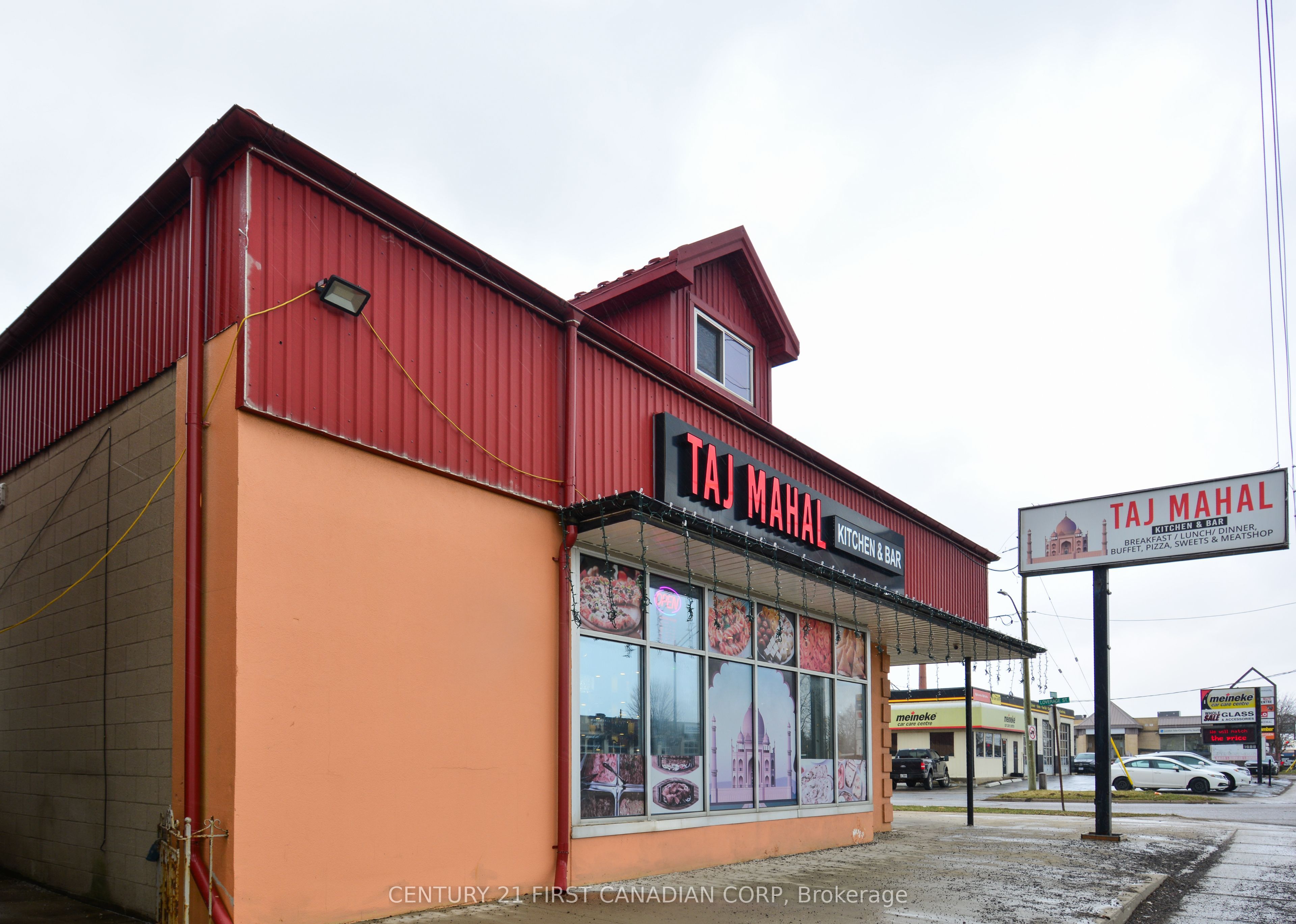 1682 Dundas Street Property Photo 46