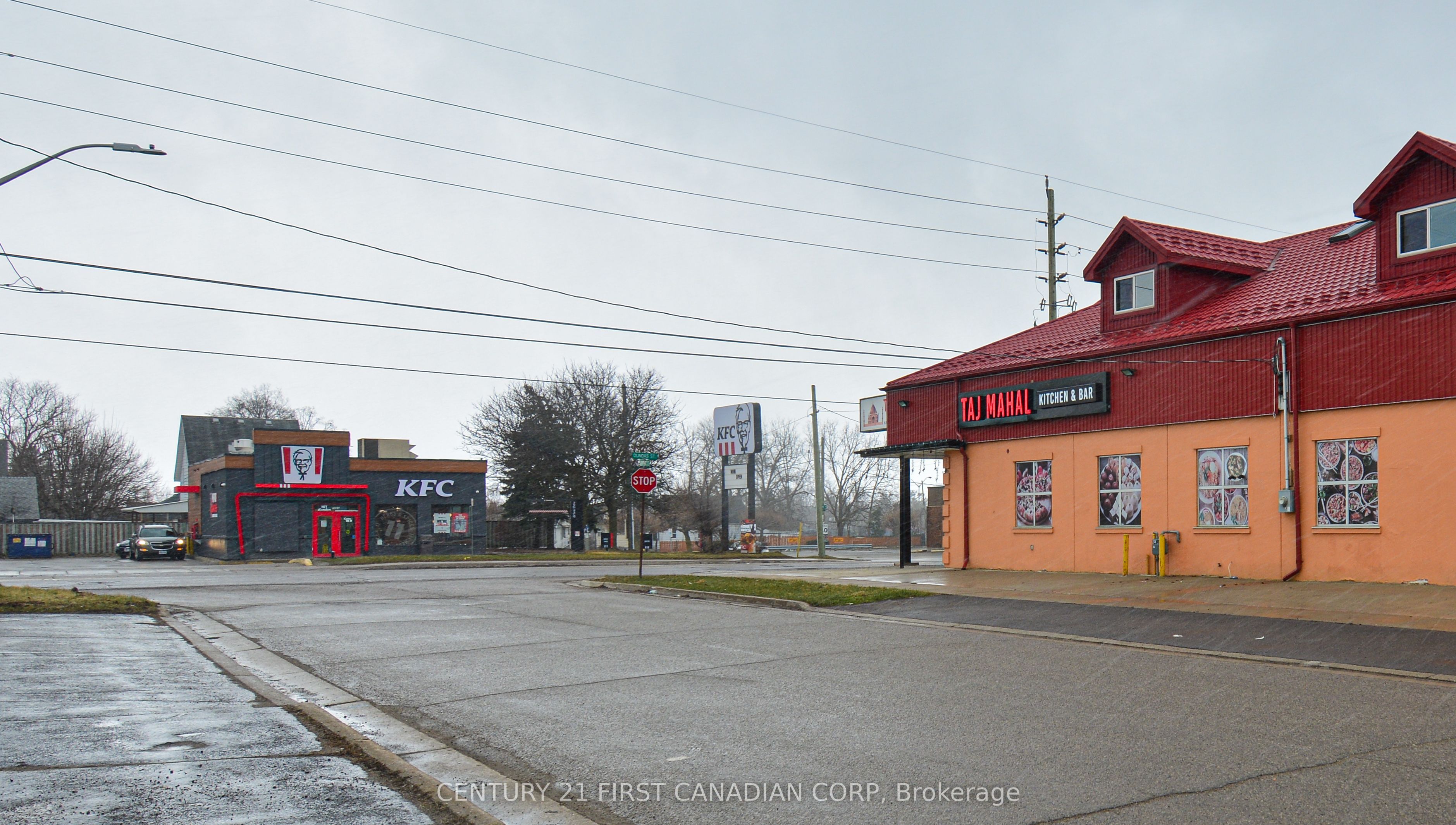 1682 Dundas Street Property Photo 47