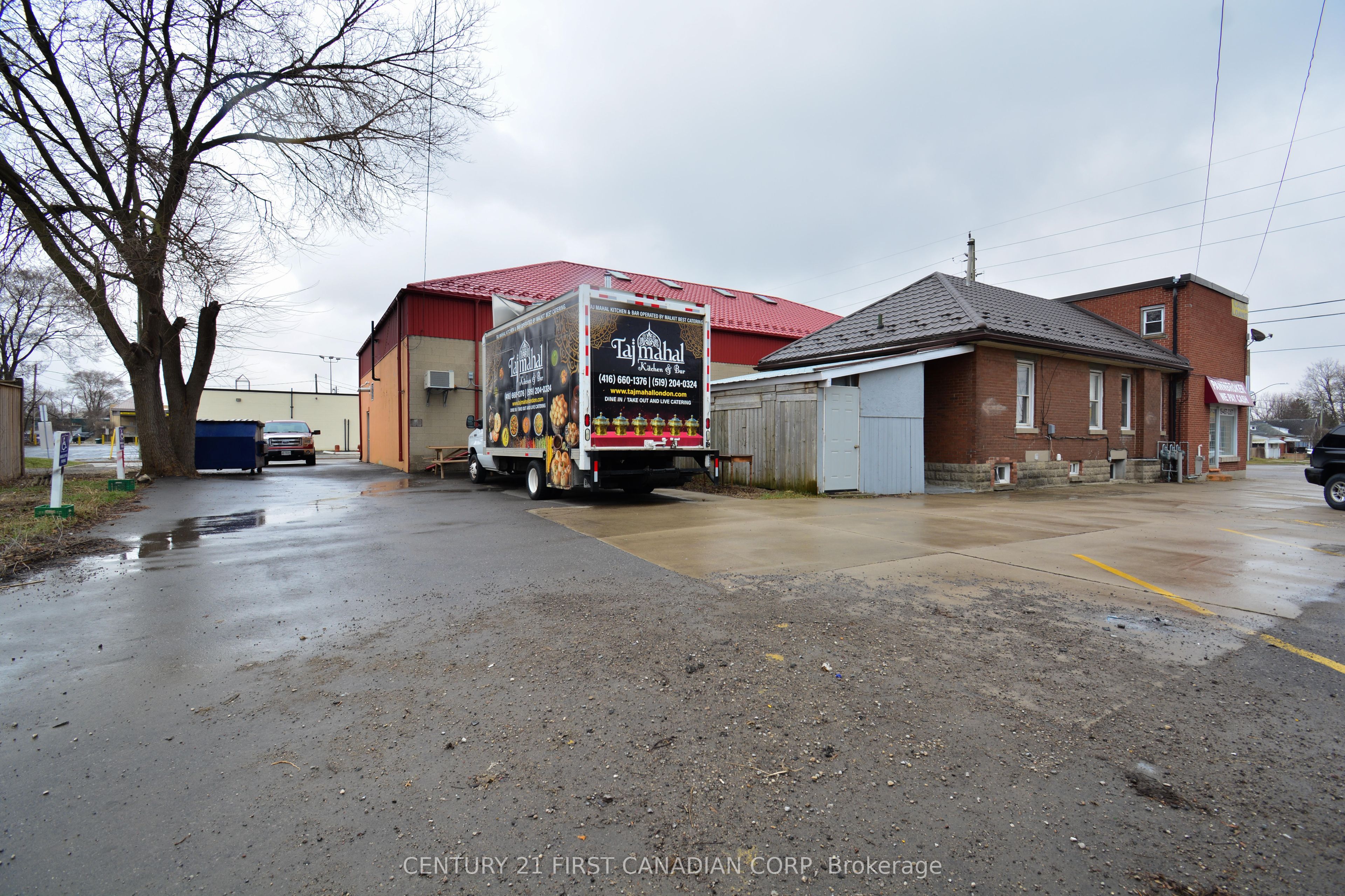 1680 Dundas Street Property Photo 2