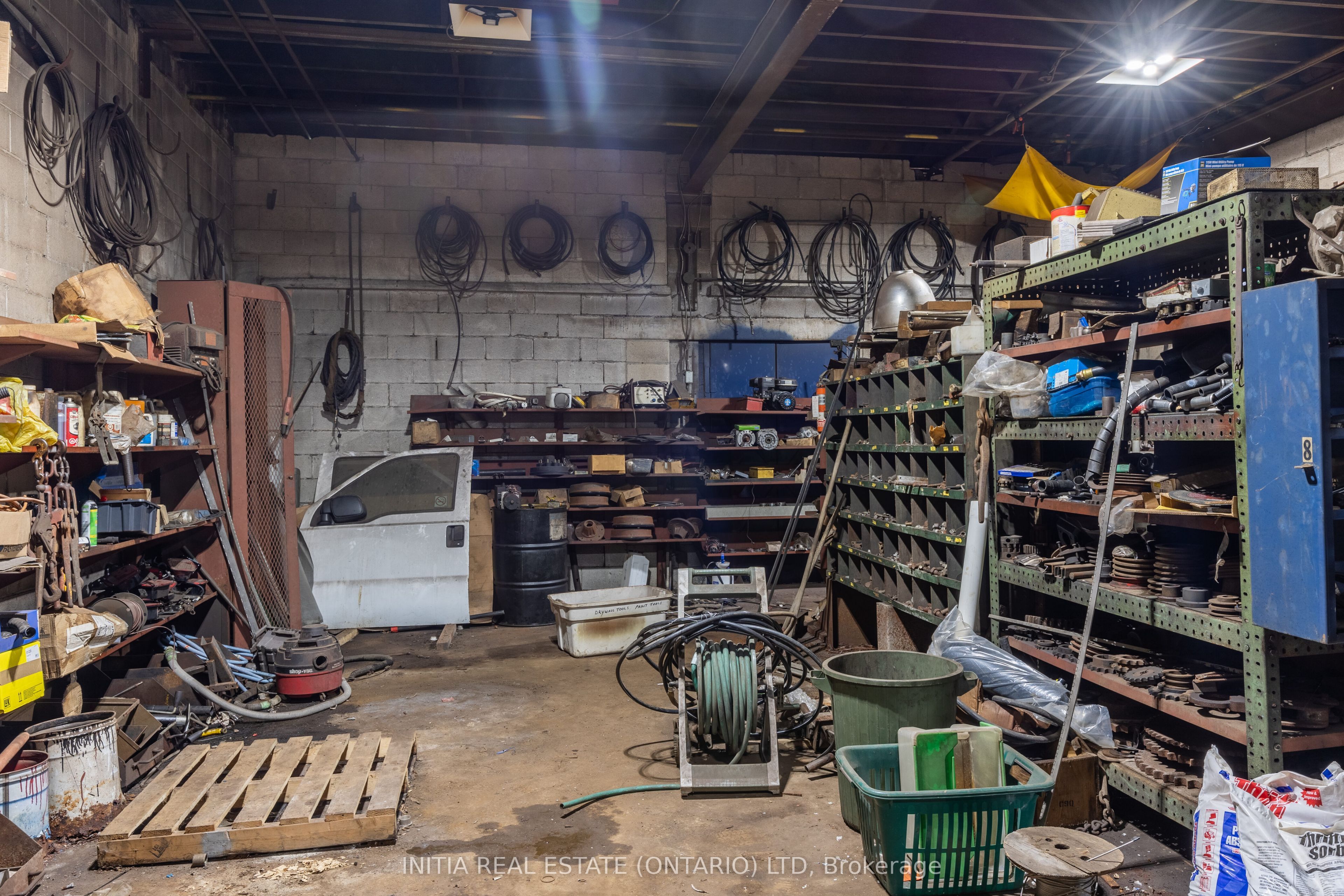 23263 Pioneer Line Property Photo 15