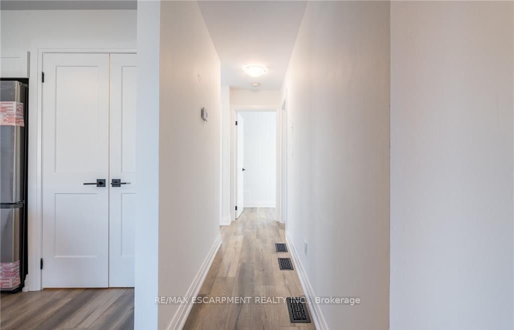 4289 Mountain Street Property Photo 7