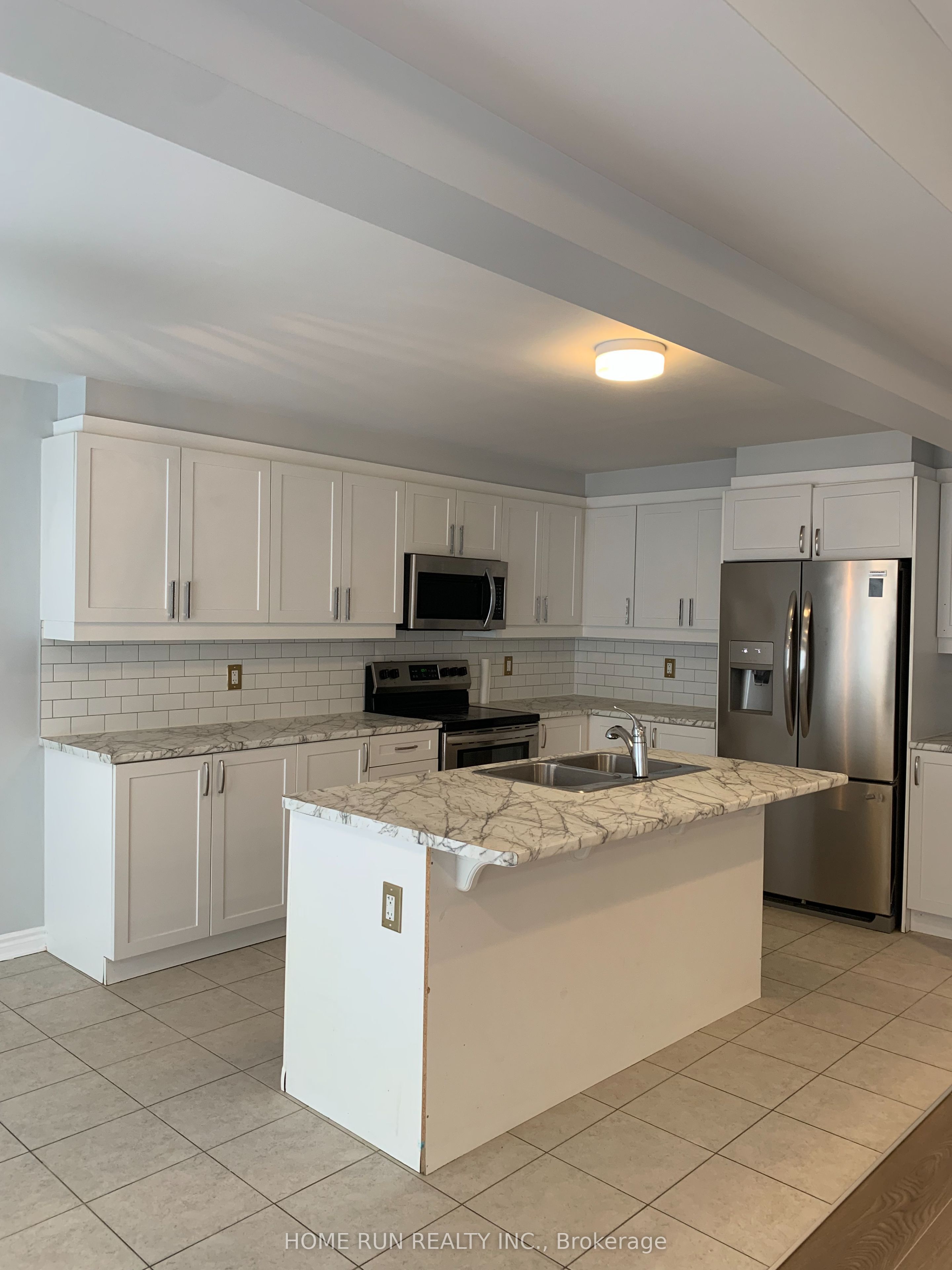 1013 Apolune Street Property Photo 5