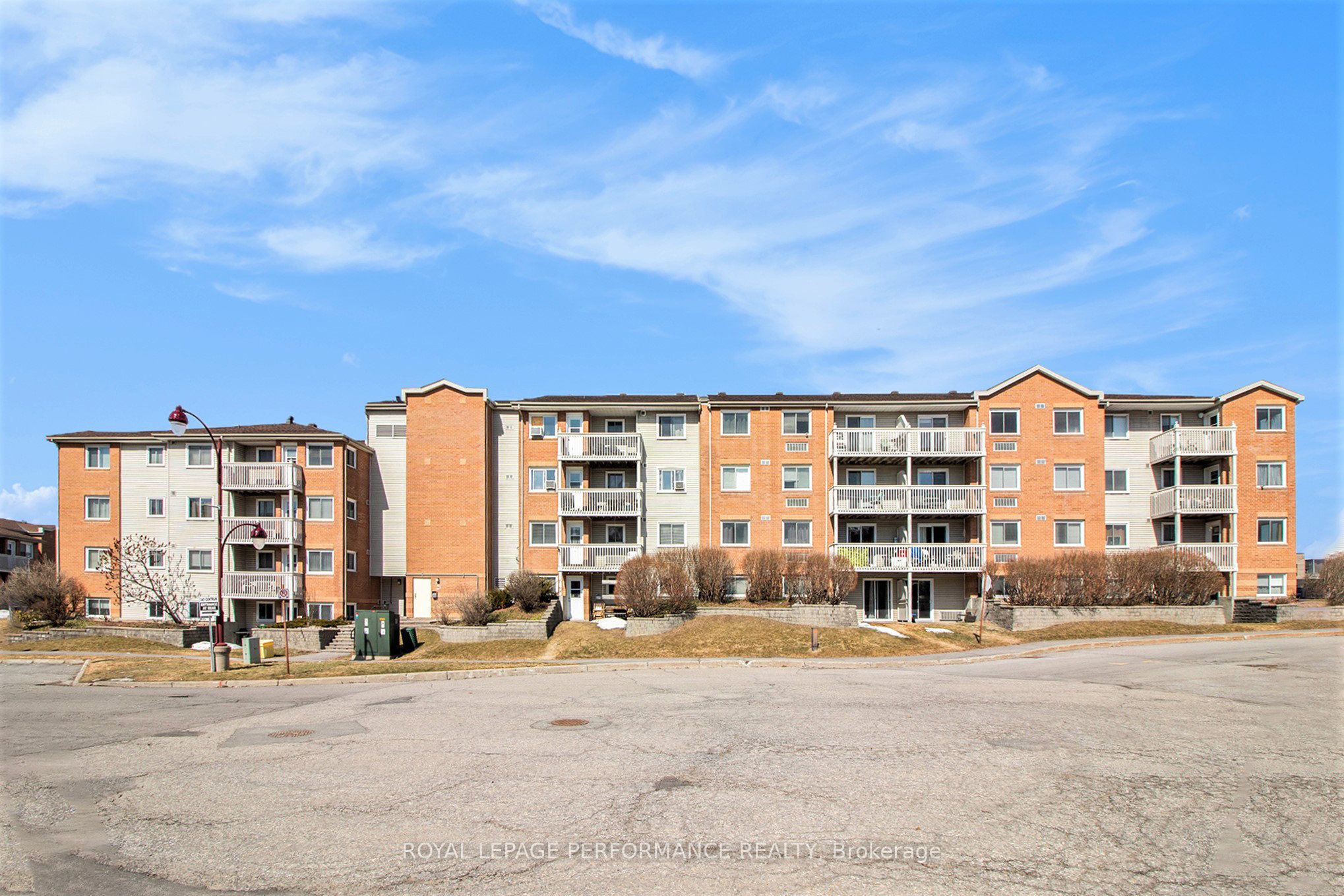 K1e 3w9 Real Estate Listings Main Image