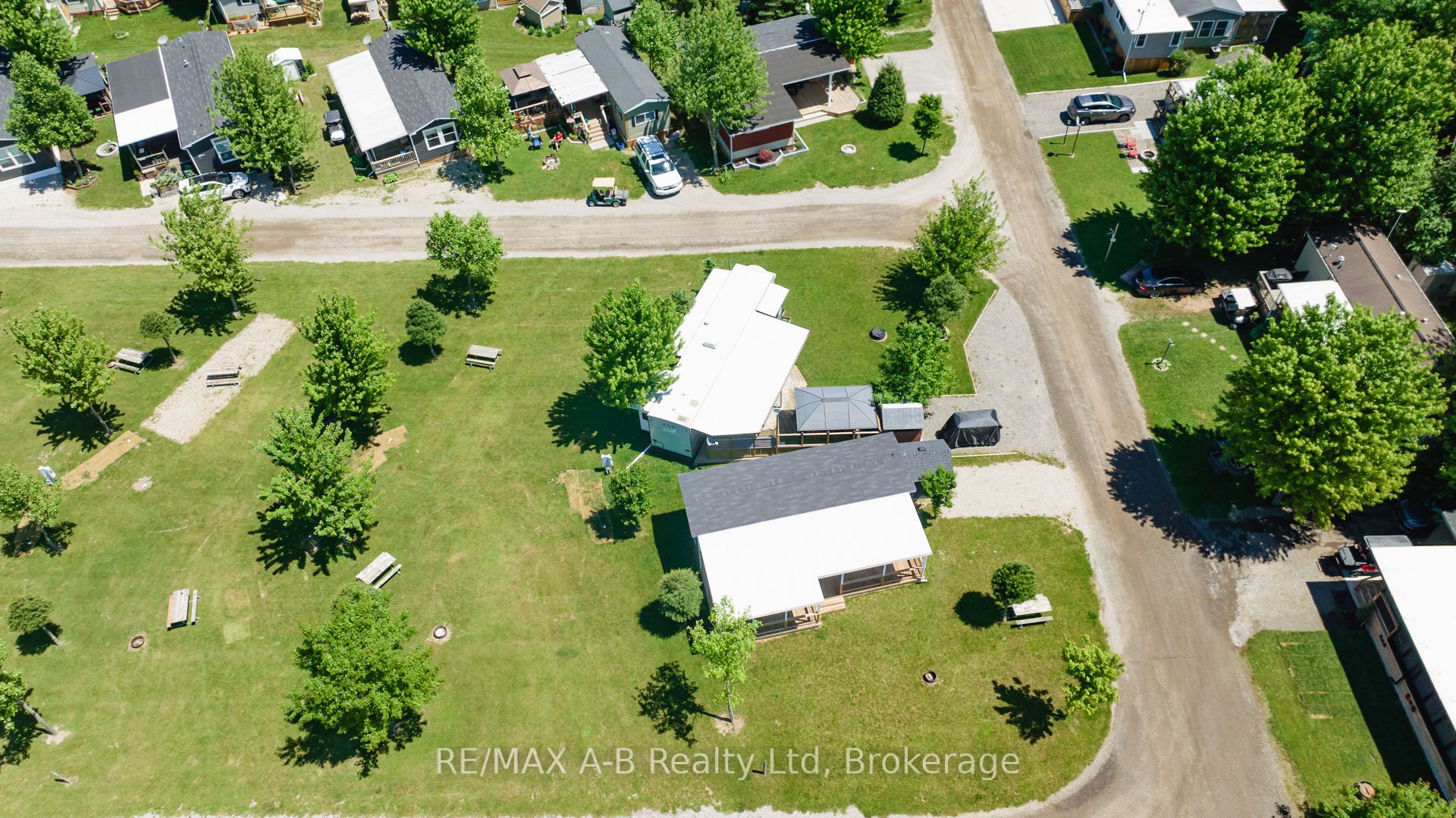 923590 Road 92 Street 652 Property Photo 2