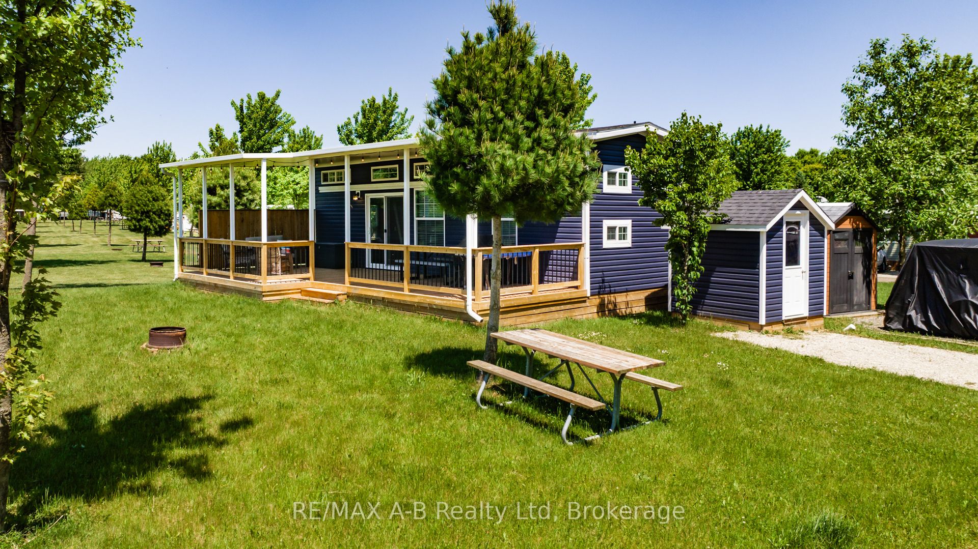 923590 Road 92 Street 652 Property Photo 7