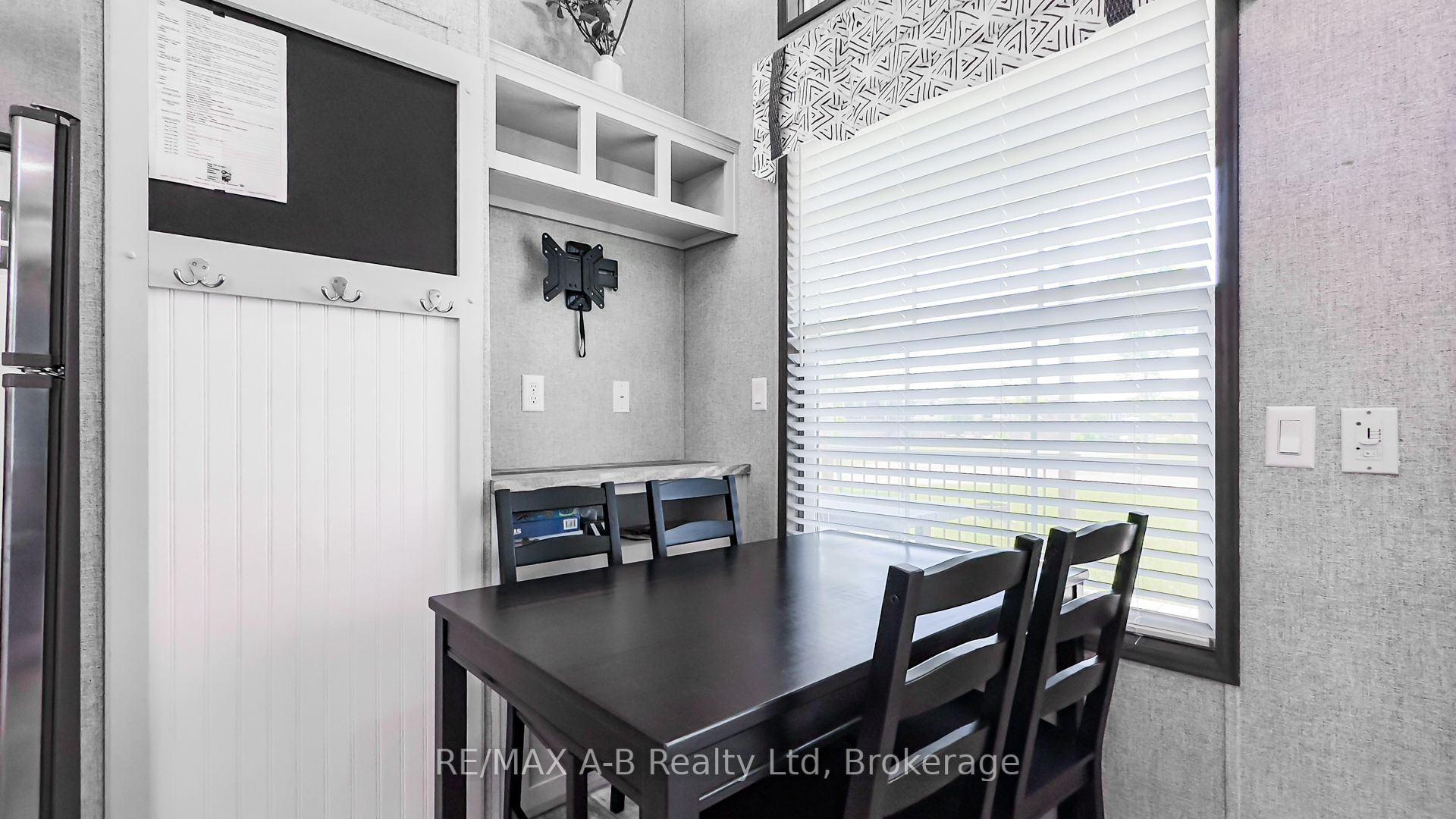 923590 Road 92 Street 652 Property Photo 11
