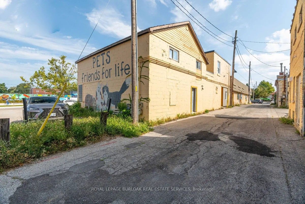 14 St Catharine Street Property Photo 2