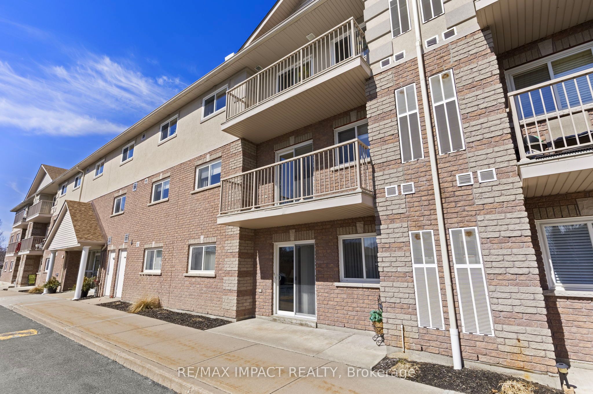 #203 - 841 Battell Street Property Photo