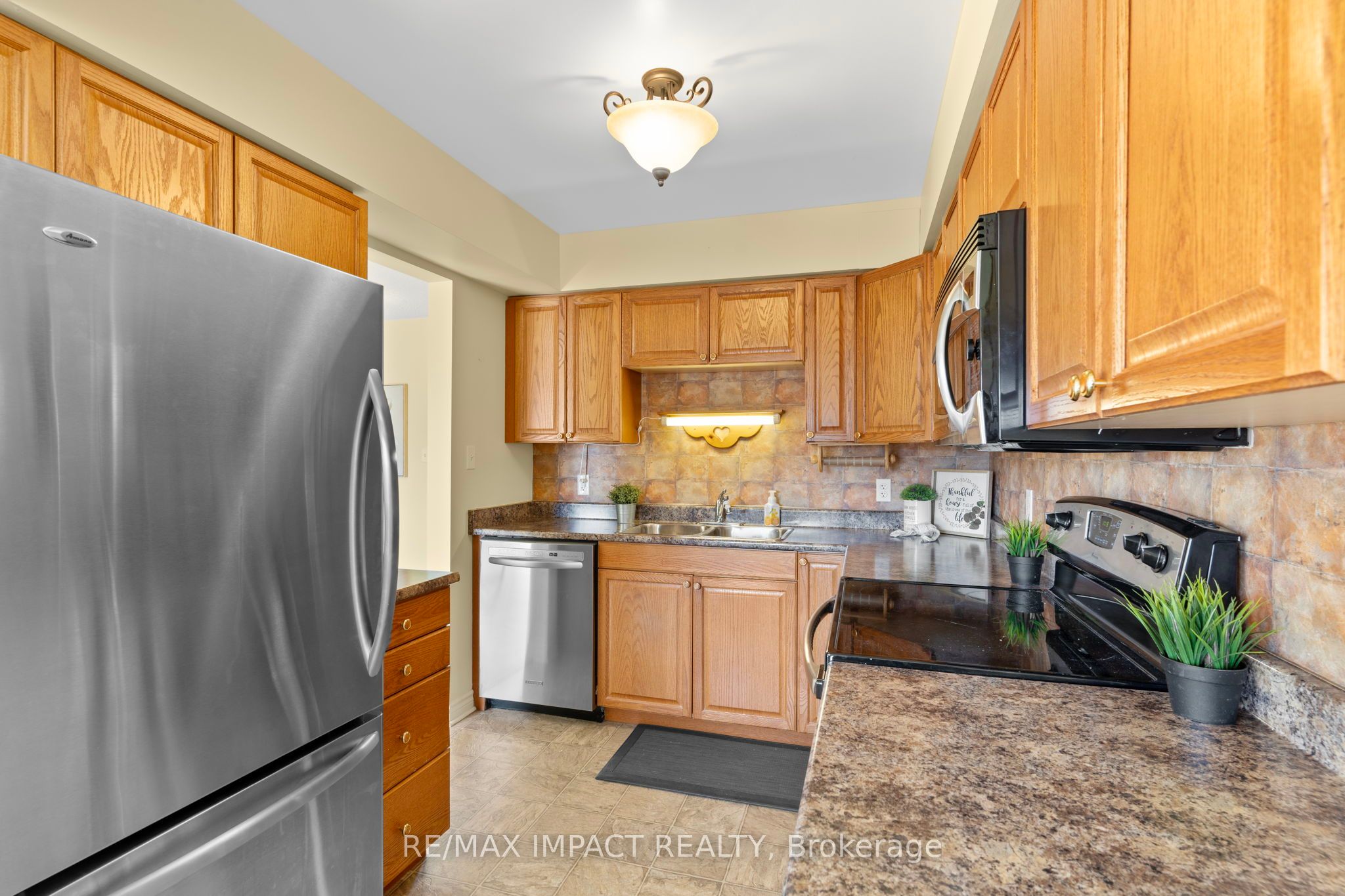 841 Battell Street 203 Property Photo 11