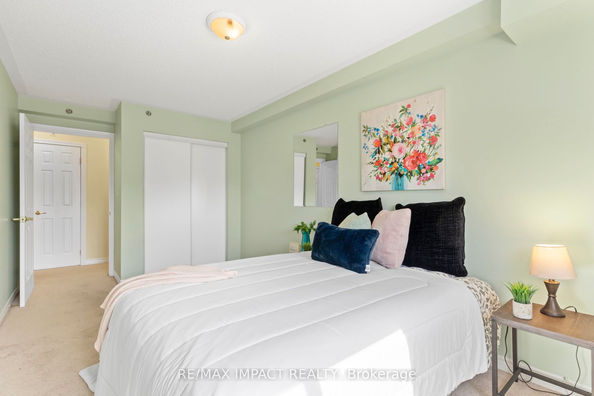 841 Battell Street 203 Property Photo 19