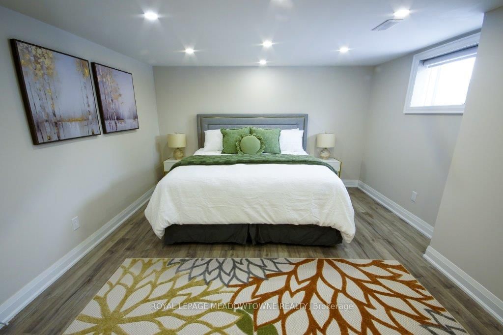 10 Mottistone Court Property Photo 7