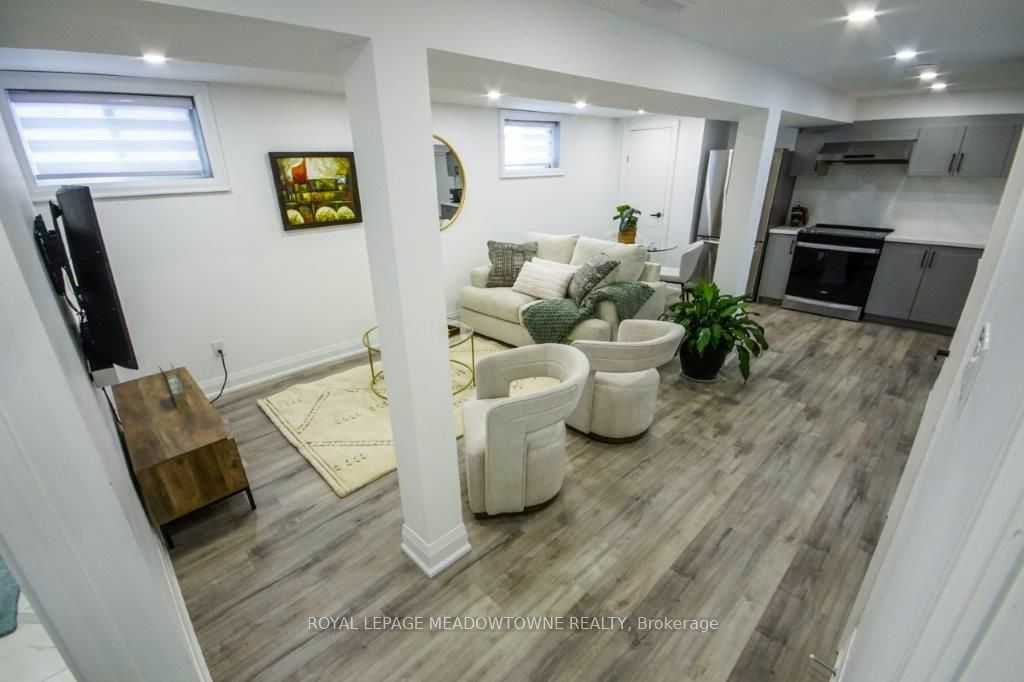 10 Mottistone Court Property Photo 17