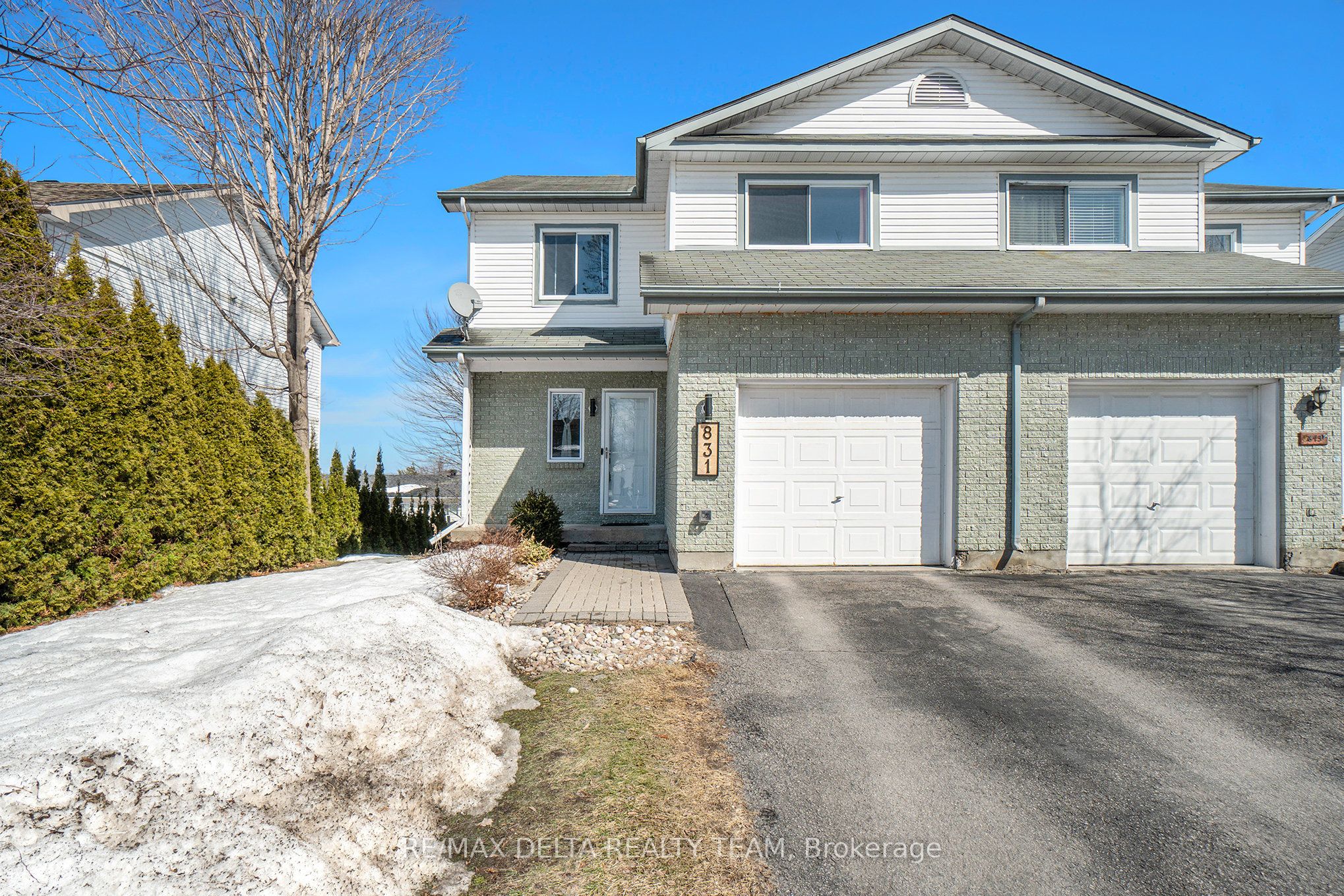 831 Payer Street Property Photo