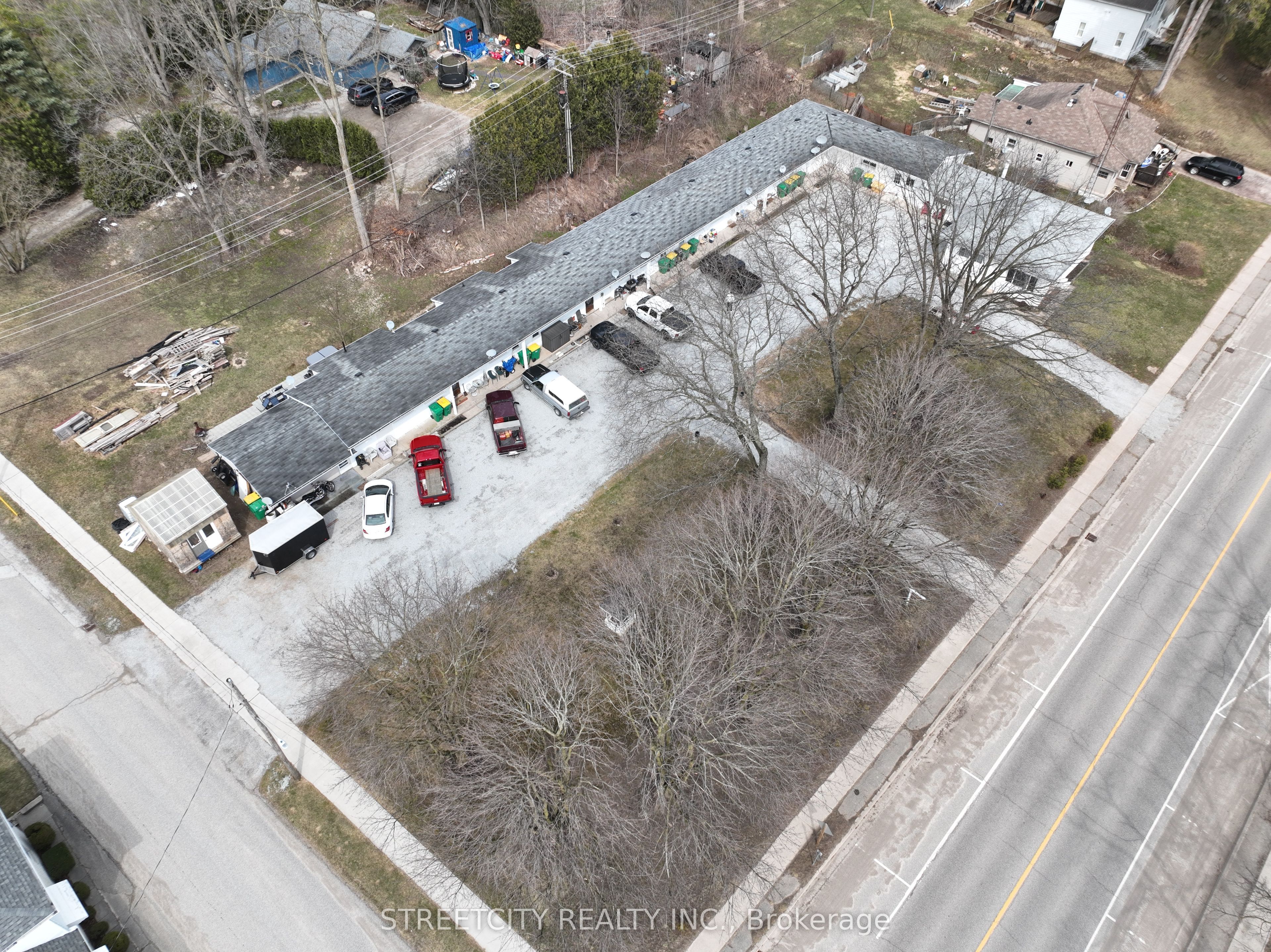 1812 Longwoods Rd Property Photo