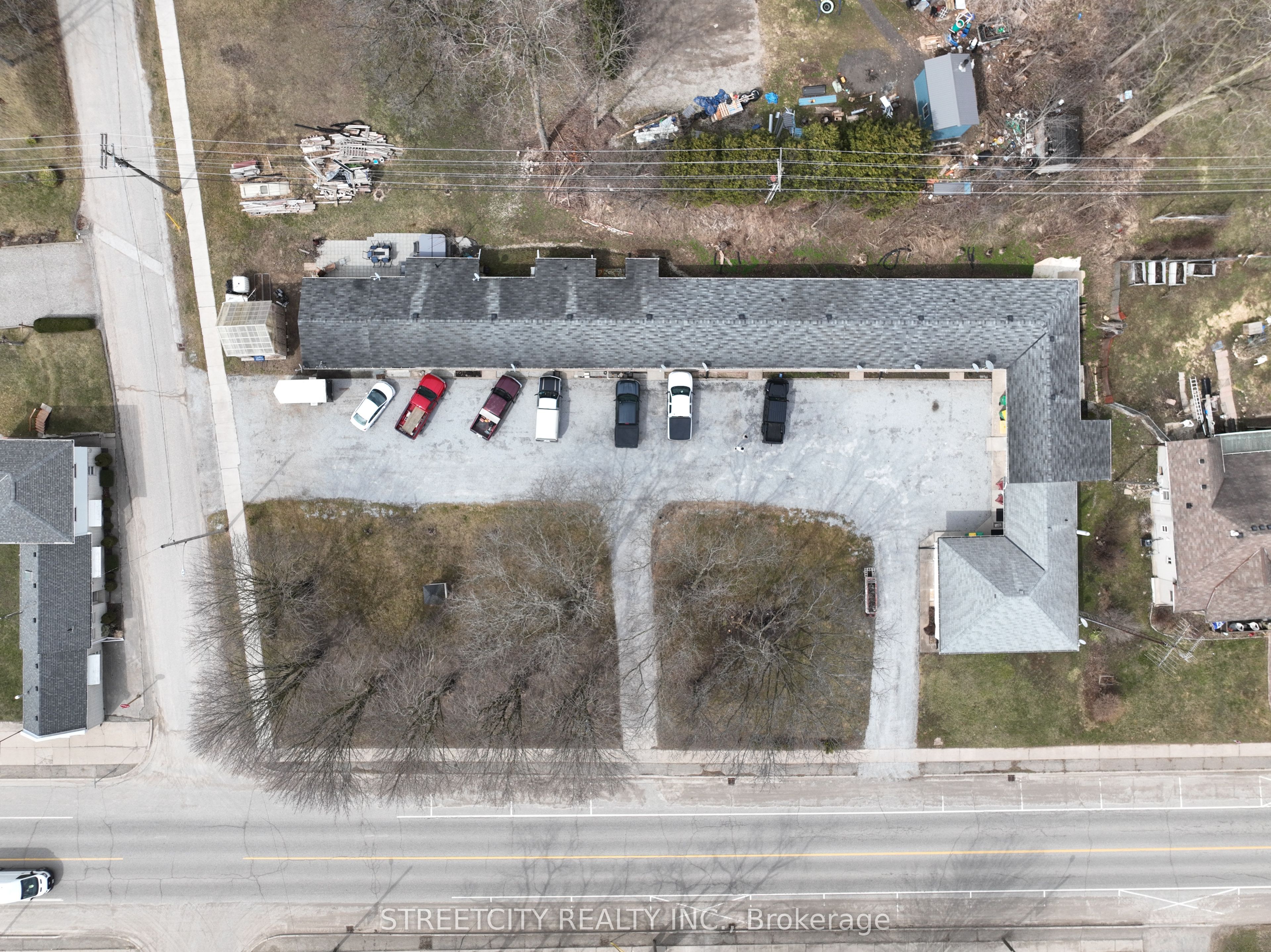 1812 Longwoods Road Property Photo 3