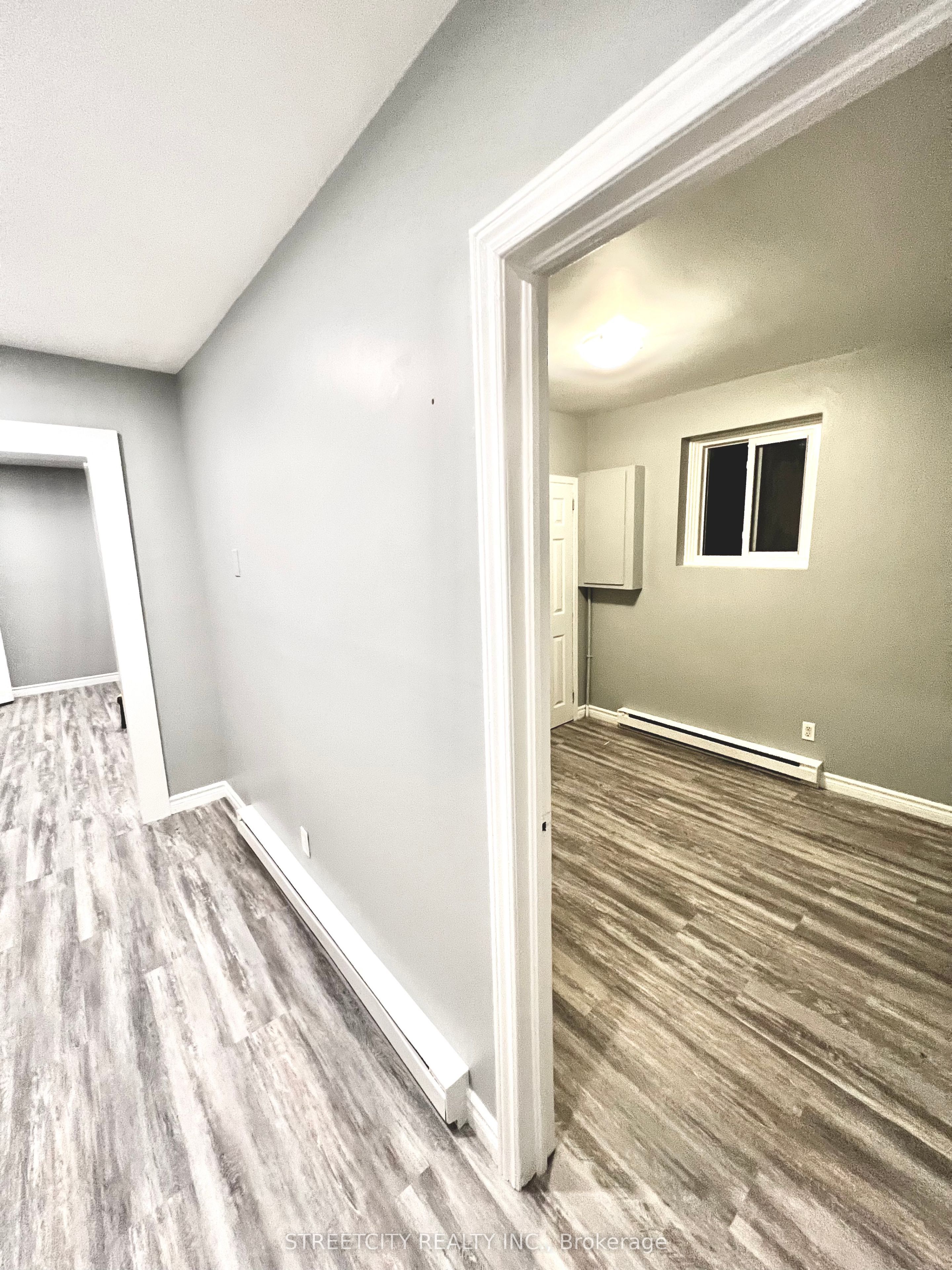 1812 Longwoods Road Property Photo 7