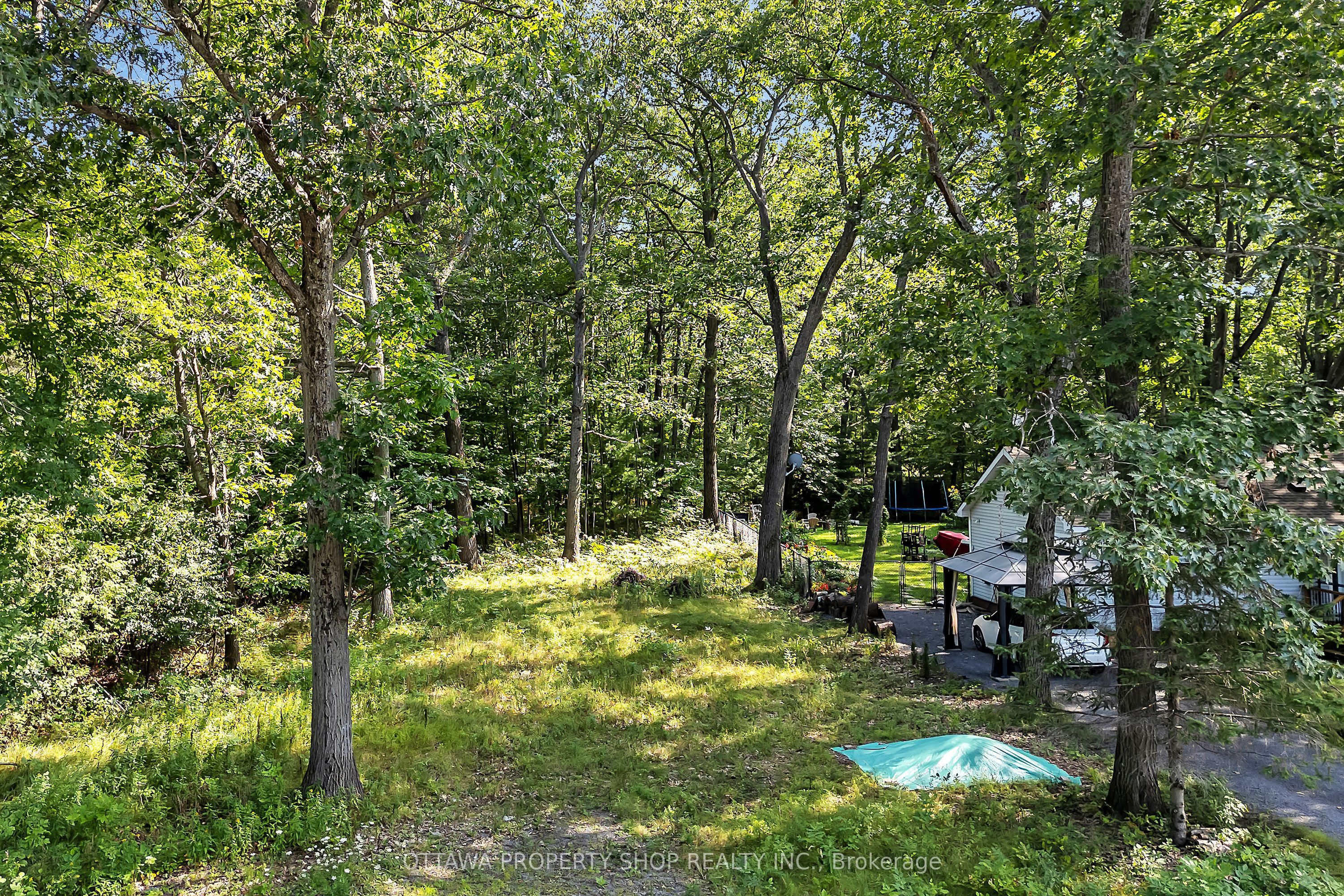 675 Bayview Drive Property Photo