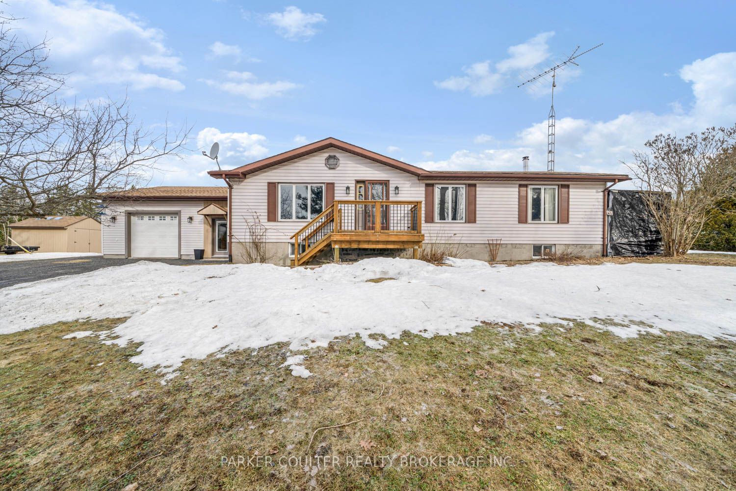 528 124 Highway Property Photo