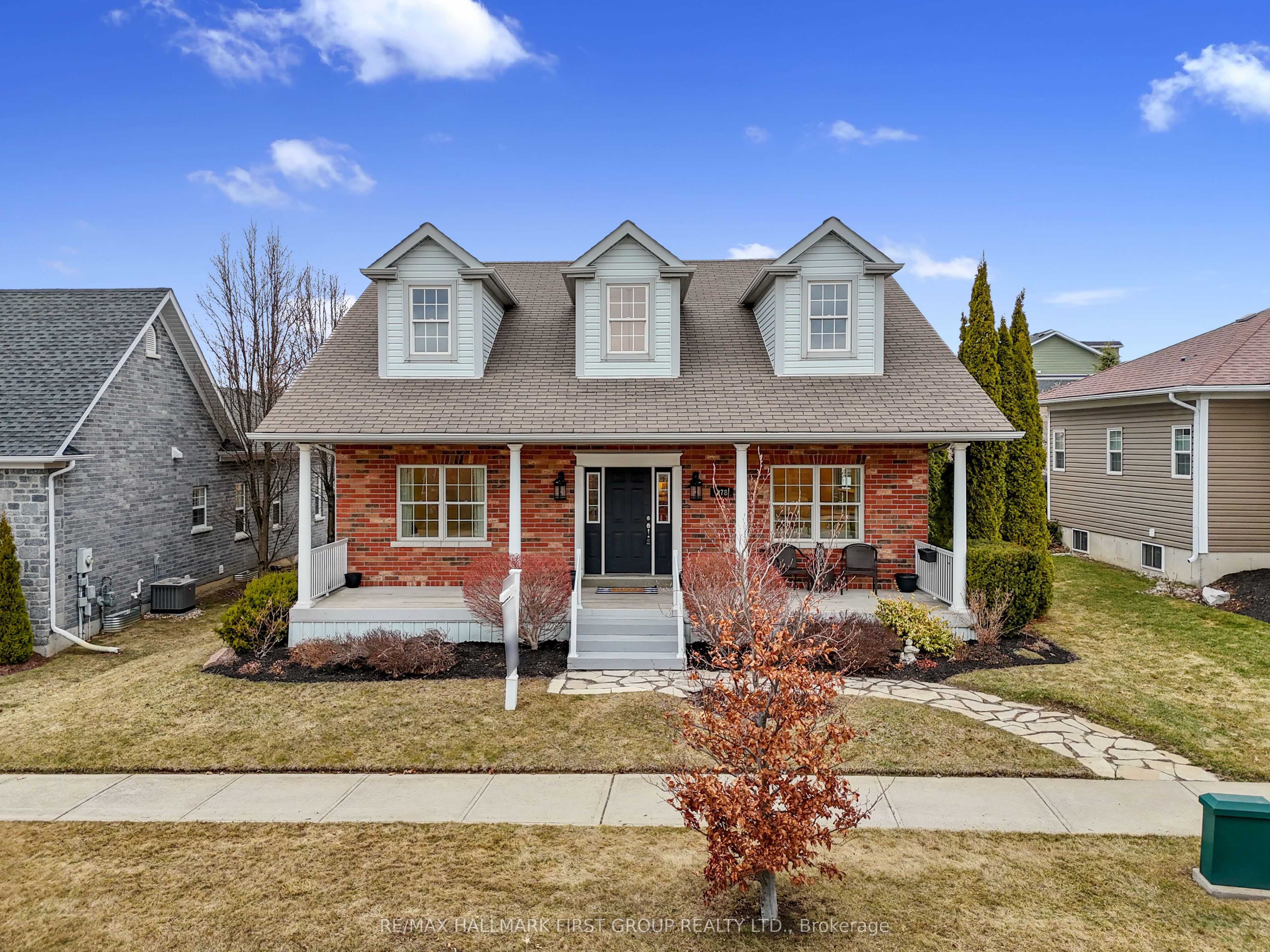 878 Carlisle Street Property Photo