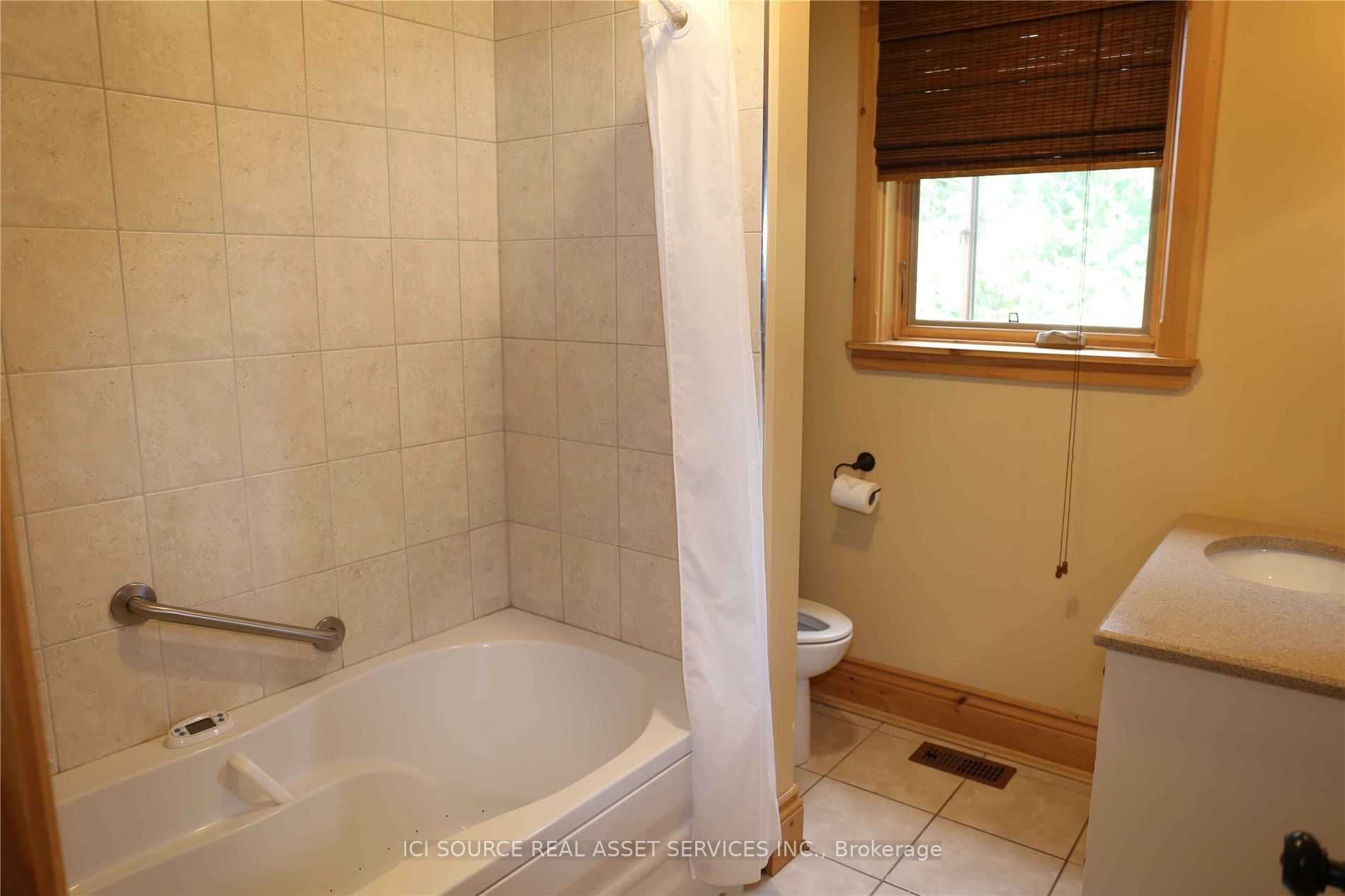 1016 Twin Pine Lane A Property Photo 16