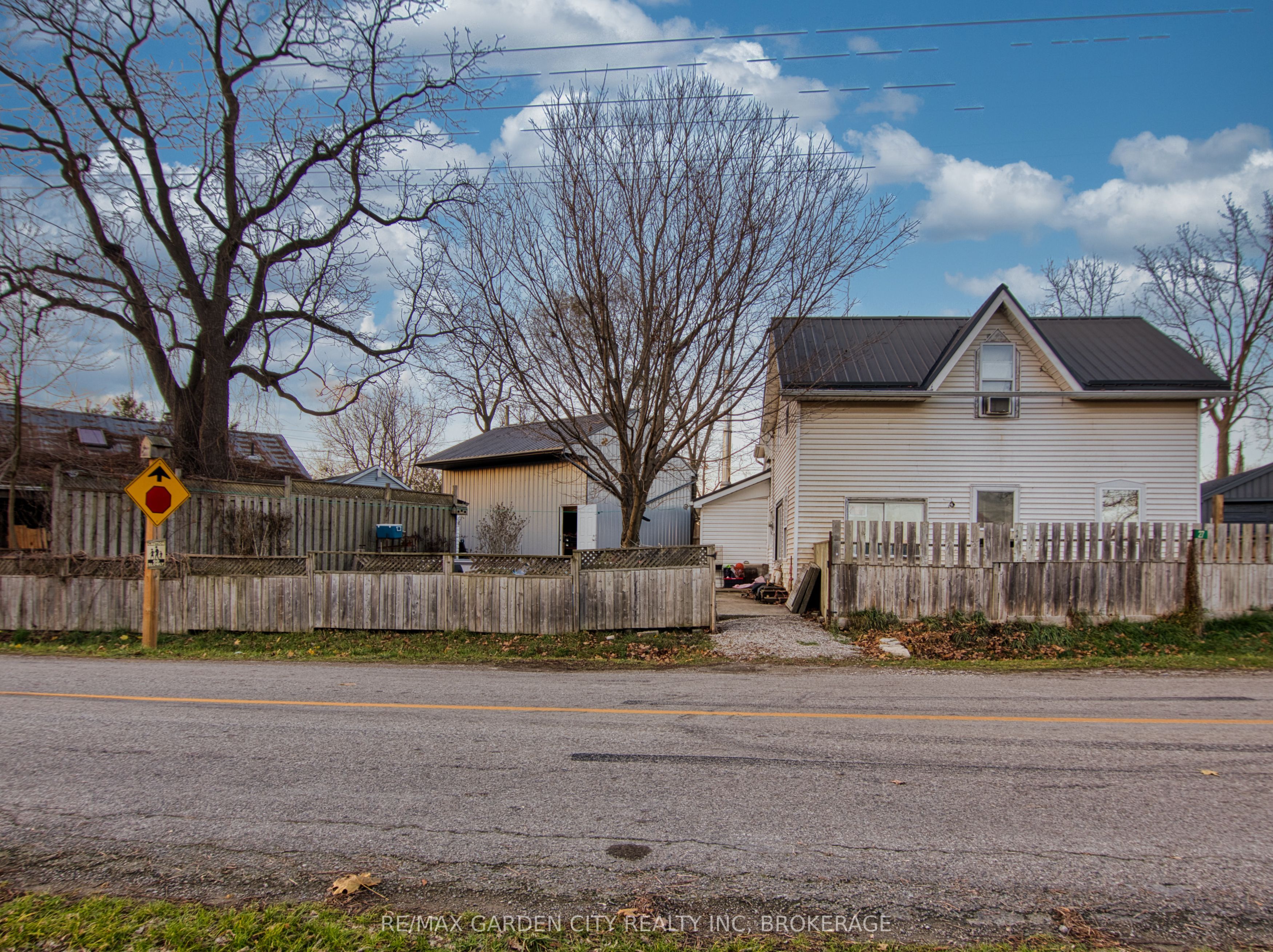 27 Indiana Road Property Photo