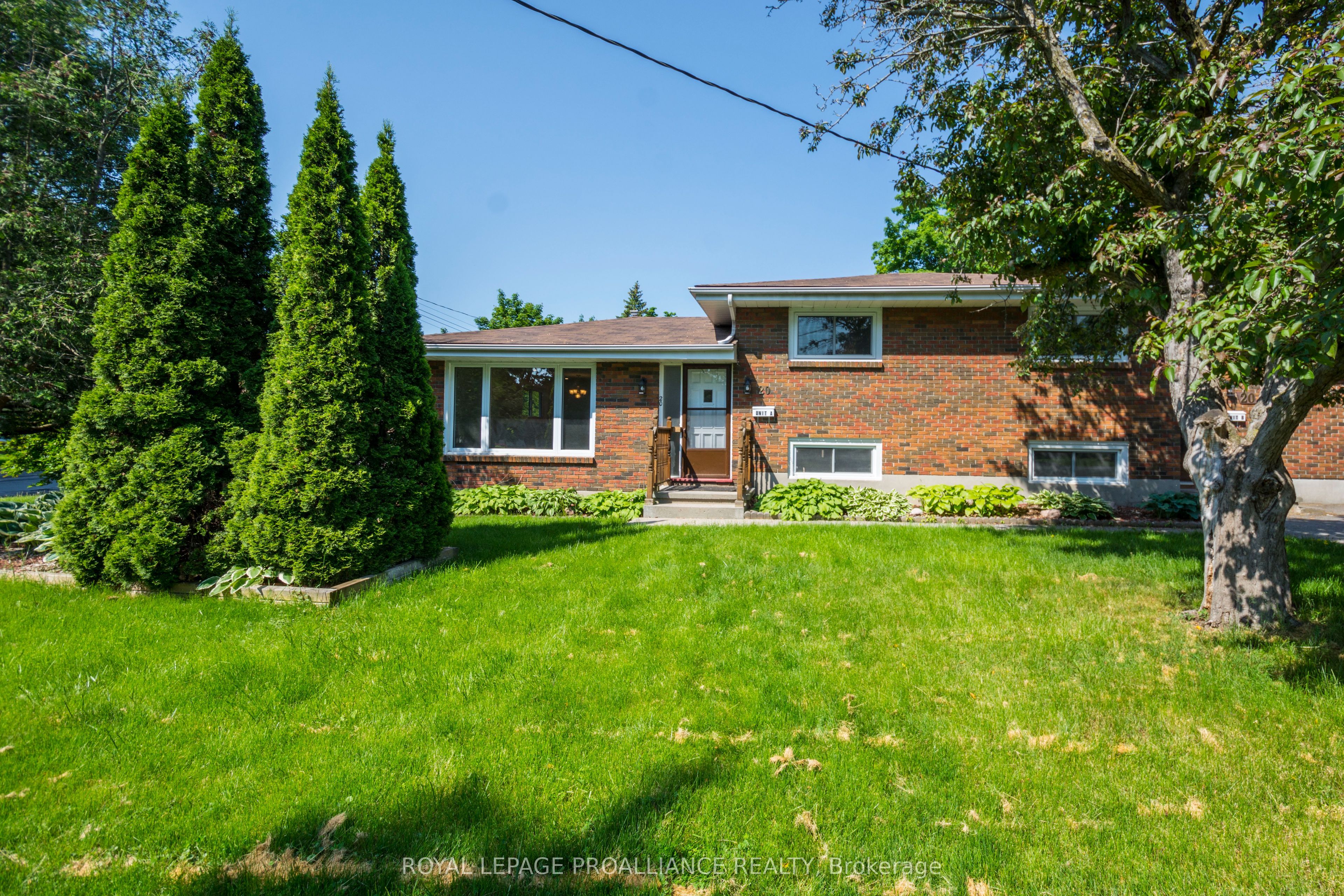 #unit A - 20 Munro Avenue Property Photo
