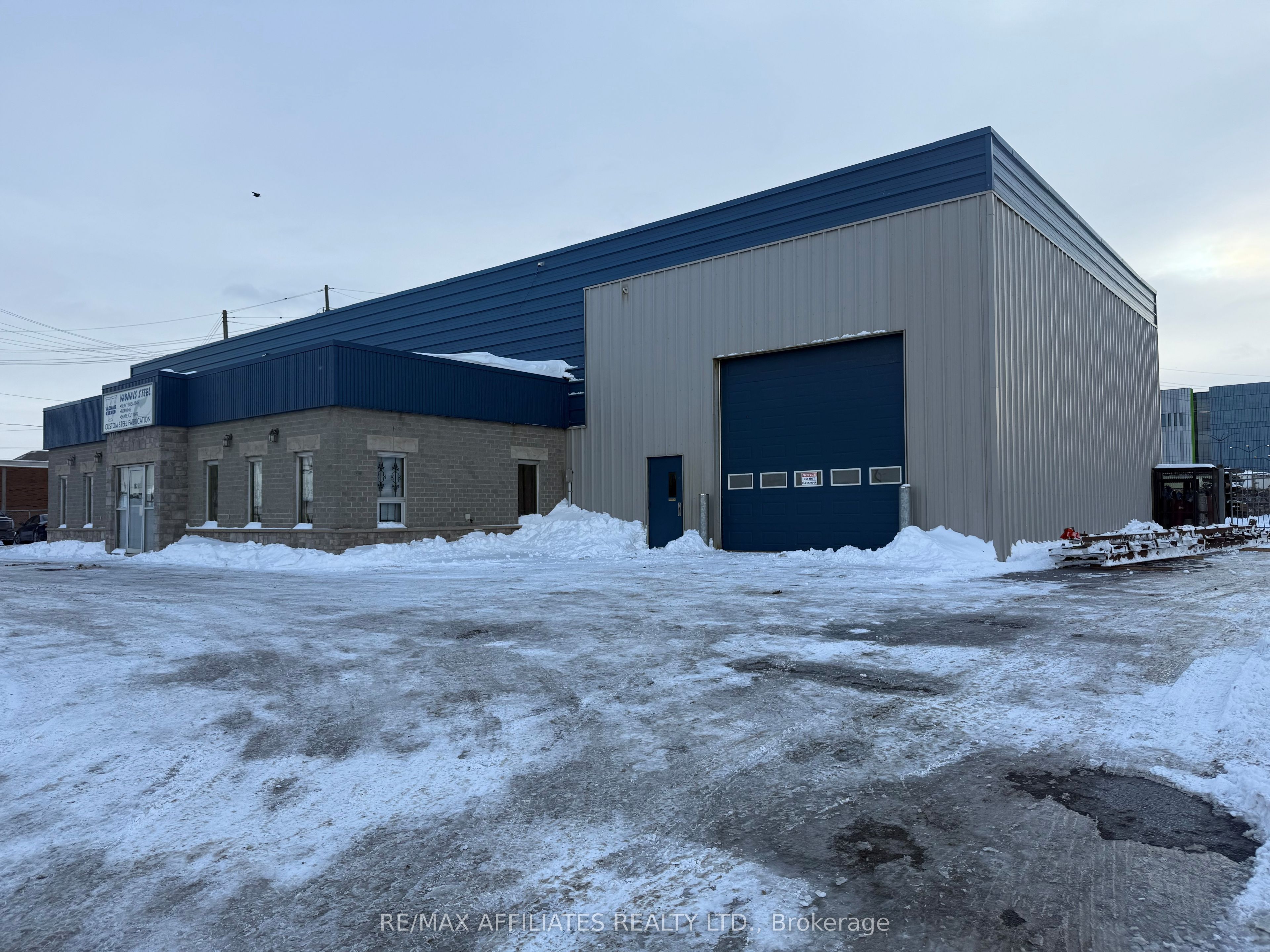 1820 Bantree Street Property Photo 2