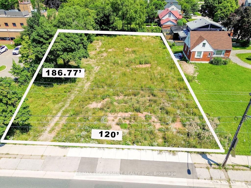 205 Highway 8 N/A Property Photo 1