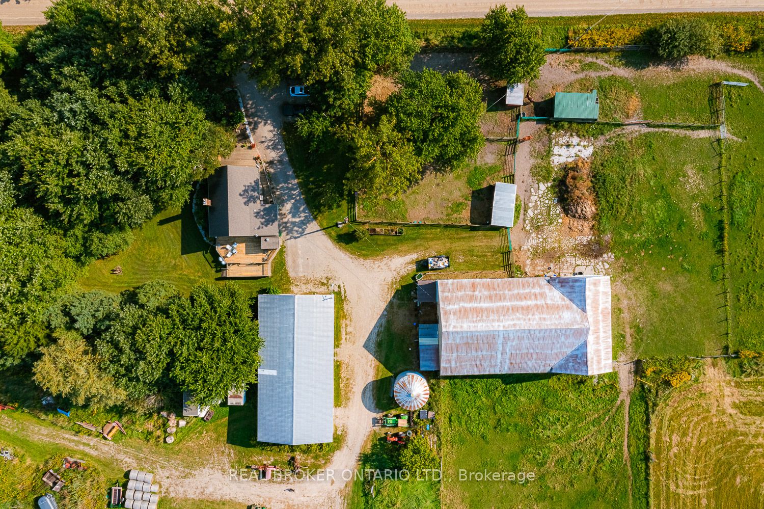 343101 15 Side Road Property Photo 7