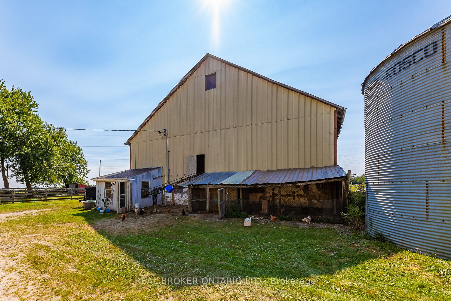 343101 15 Side Road Property Photo 31