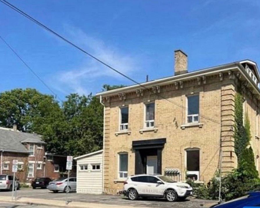 106 Kent Street Property Photo