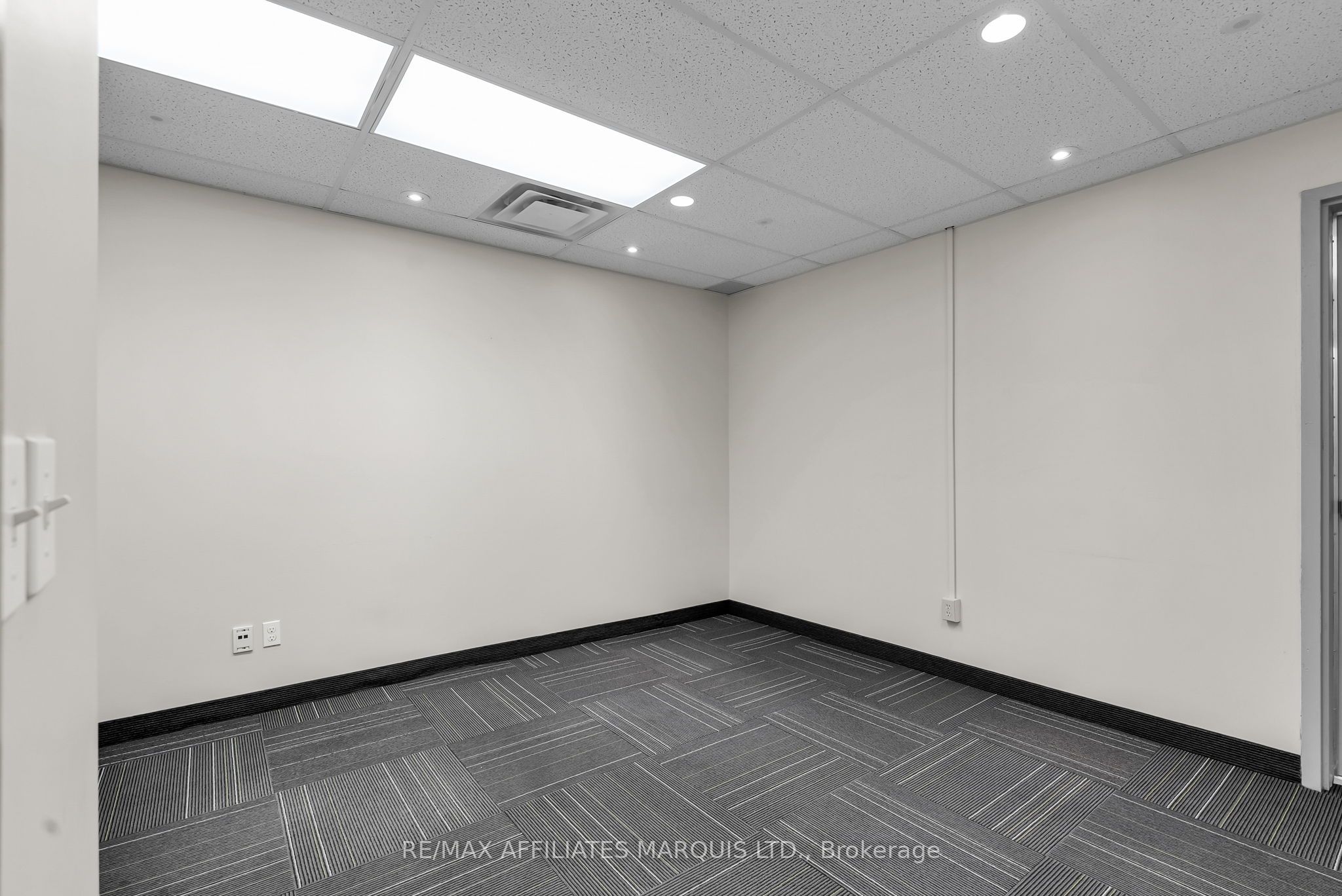 89 Tollgate Road Property Photo 19