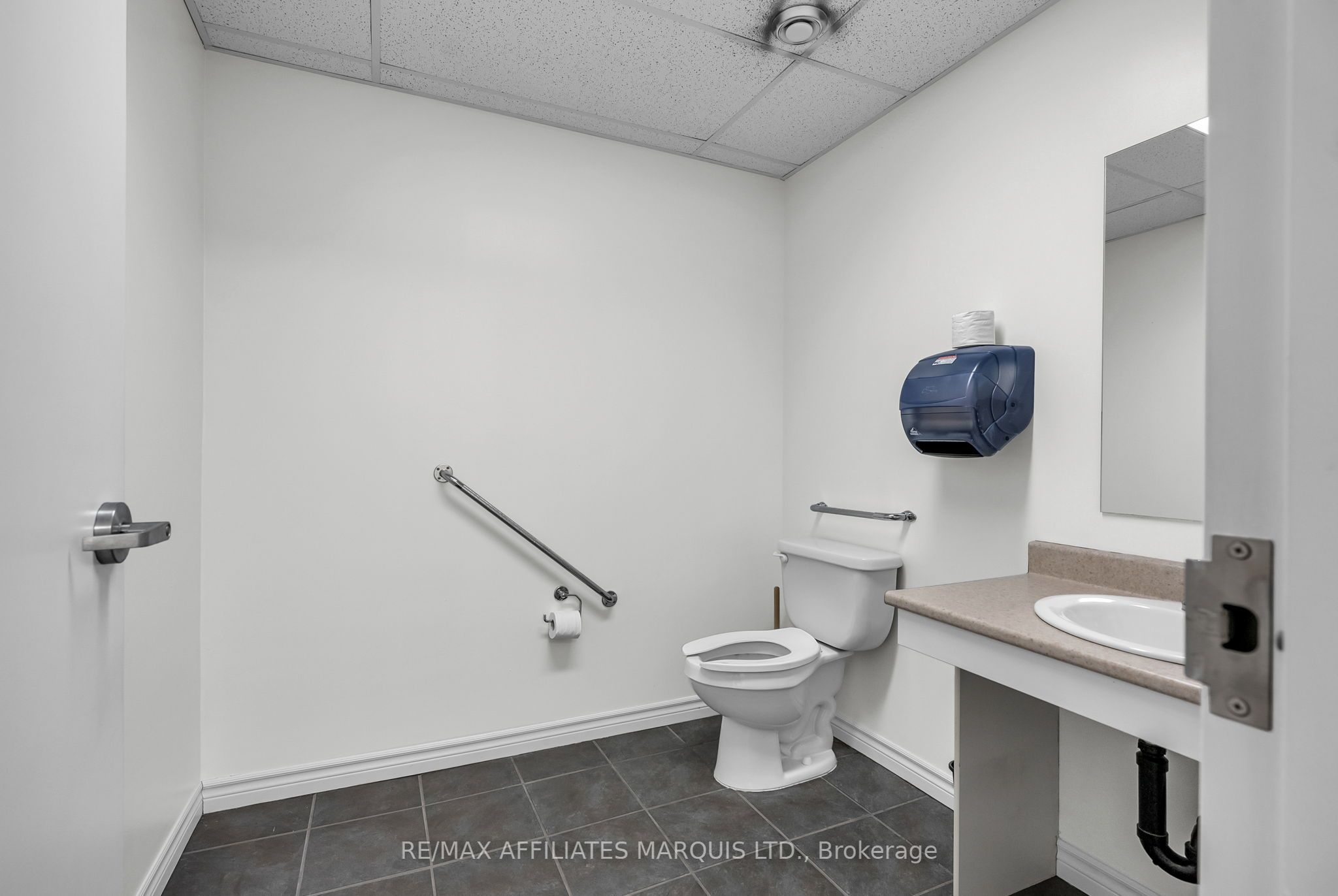 89 Tollgate Road Property Photo 39