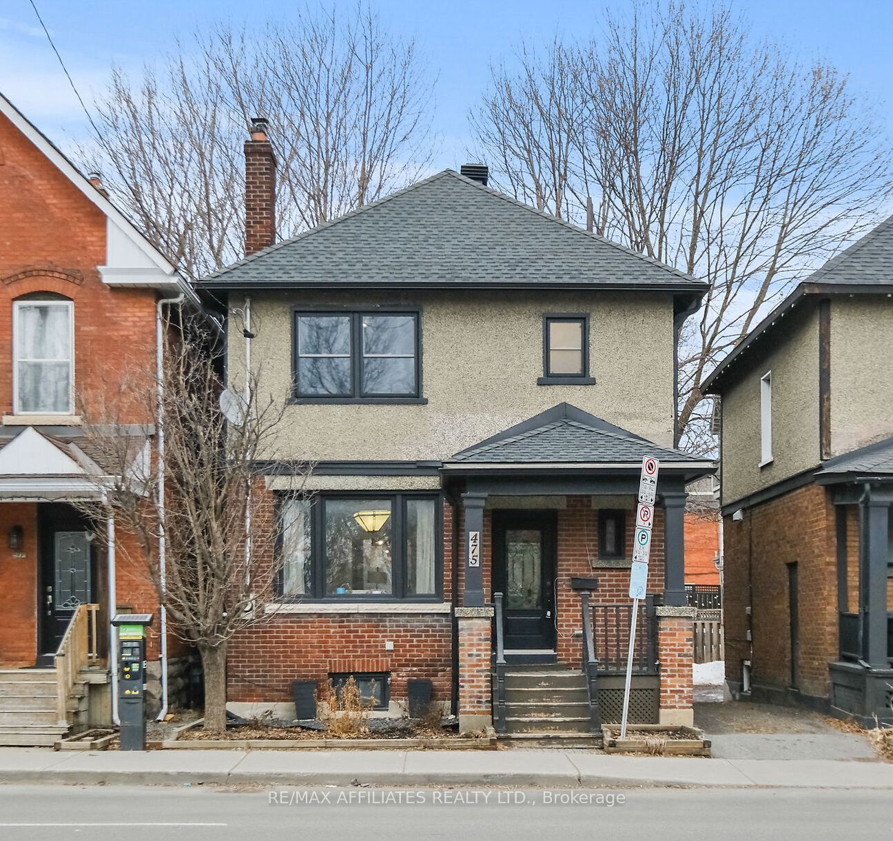 475 Kent St Property Photo