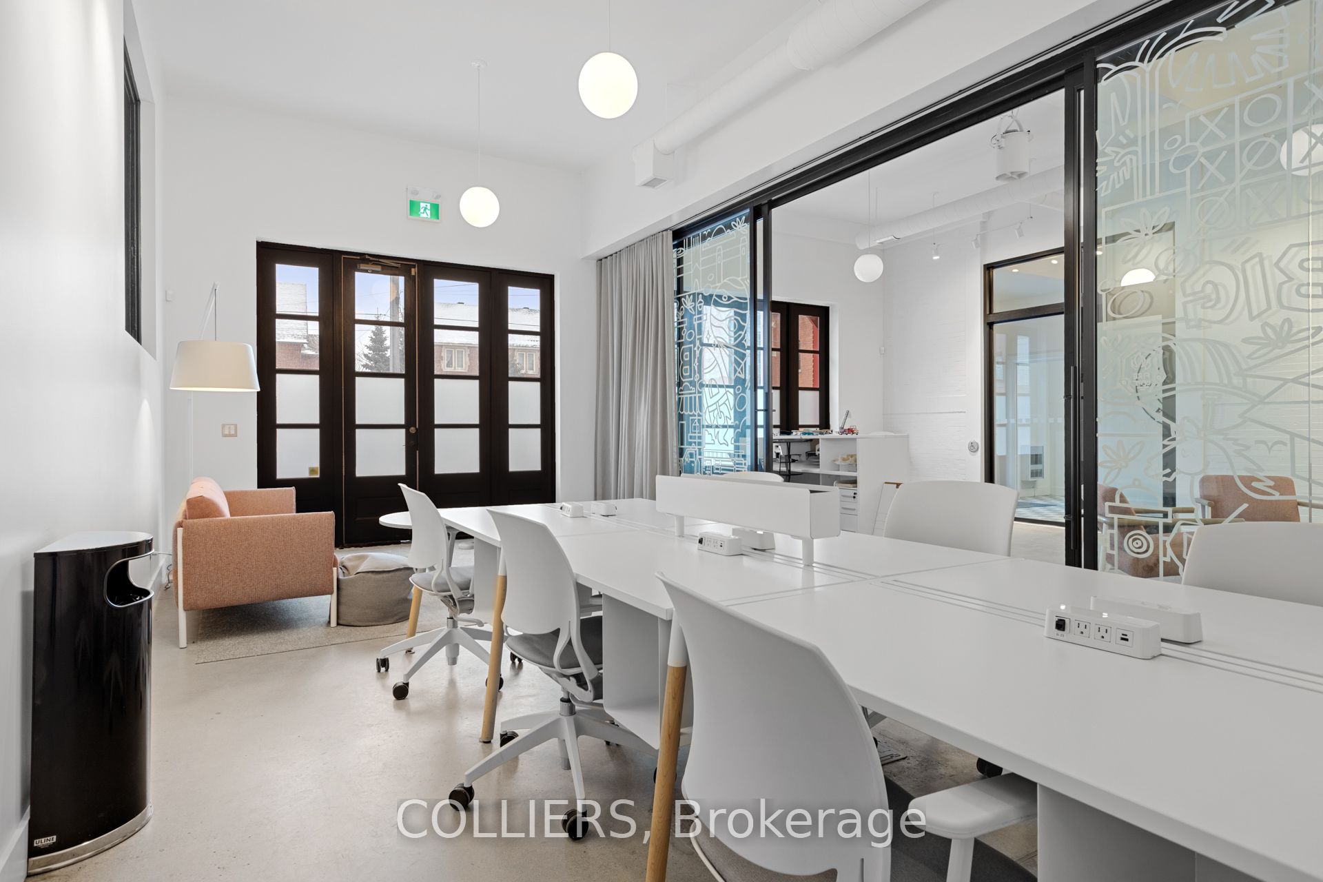 424 Parkdale Avenue Property Photo 3