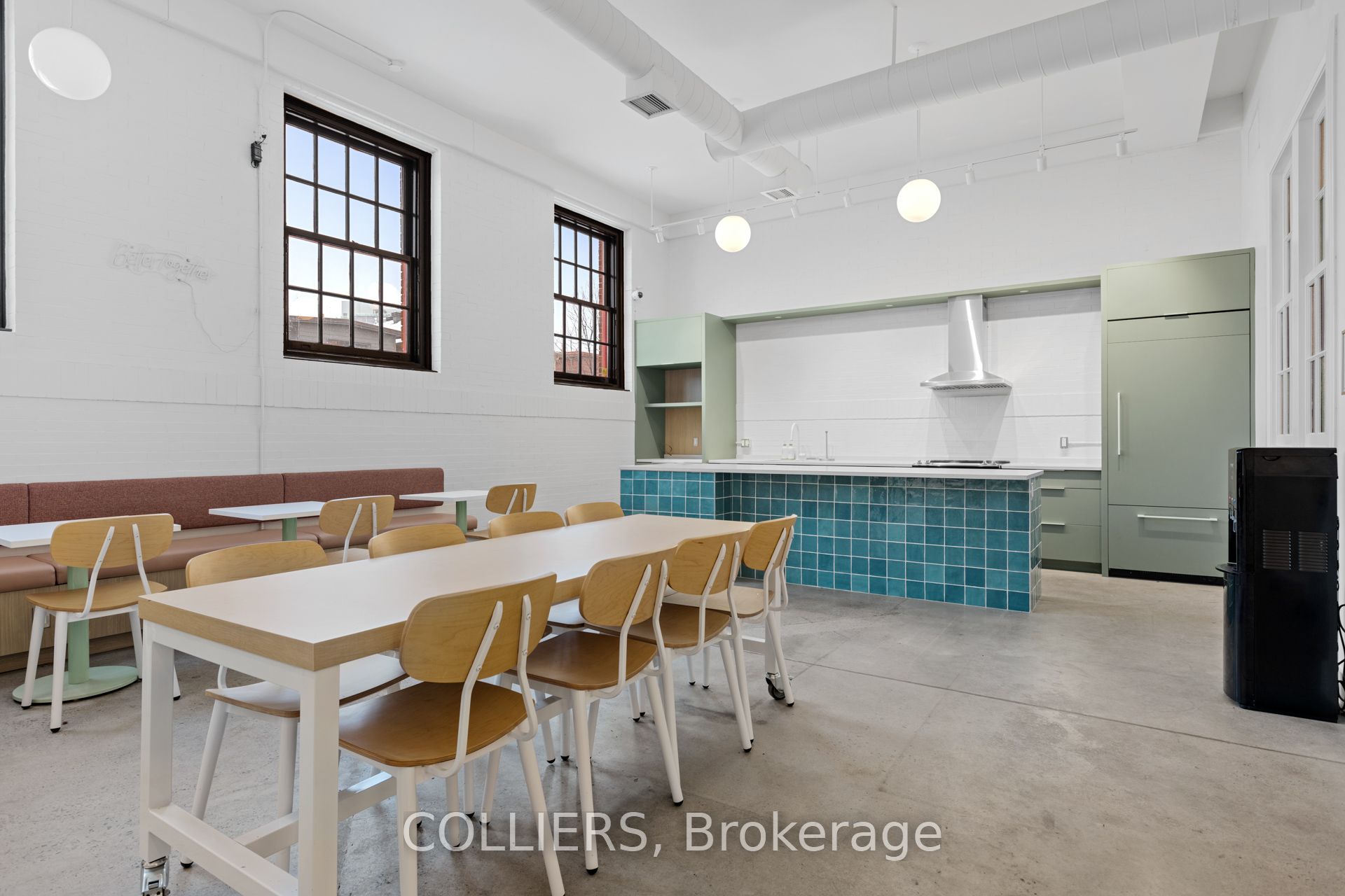 424 Parkdale Avenue Property Photo 5