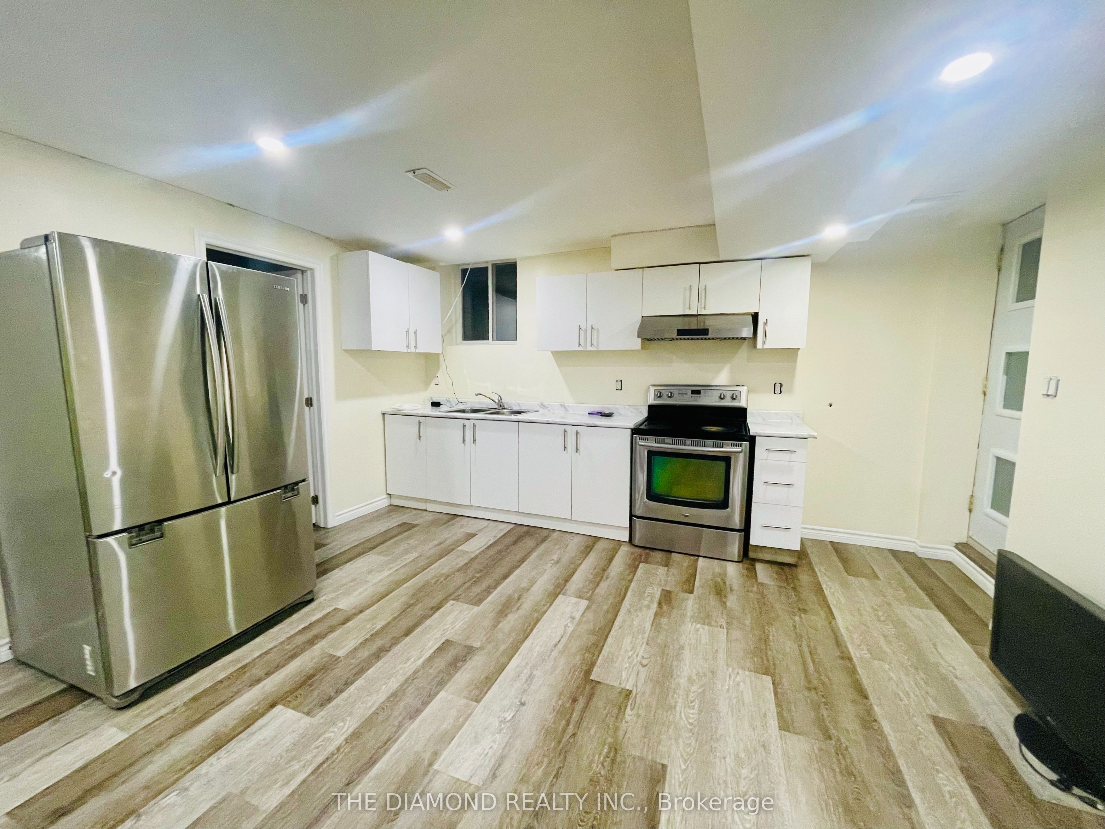 114 Thomas Avenue Basement Property Photo 2