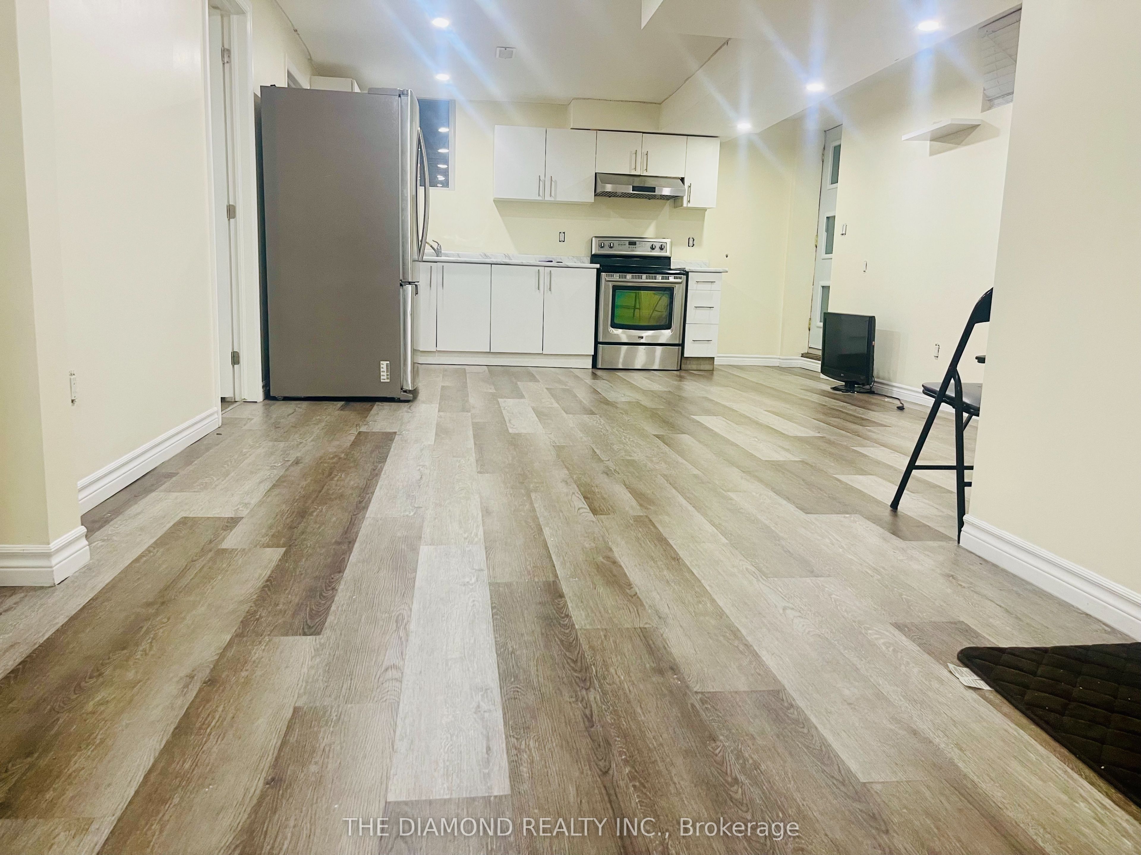 114 Thomas Avenue Basement Property Photo 4