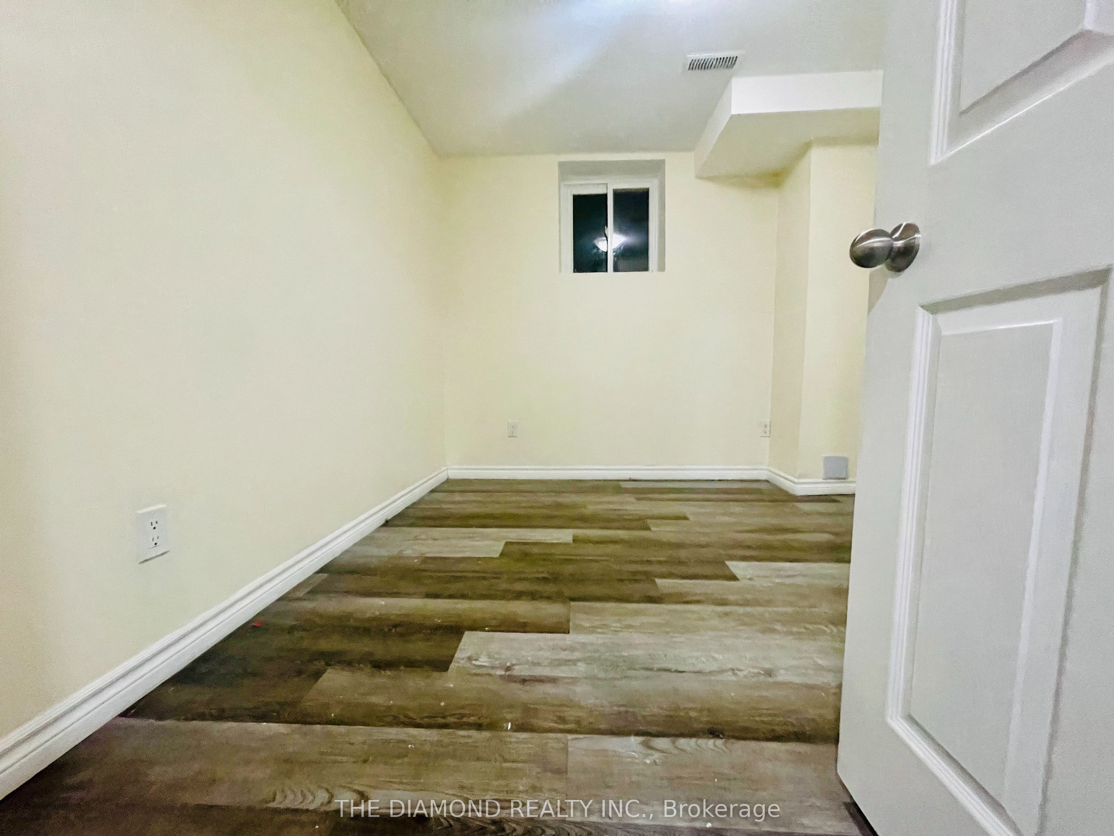114 Thomas Avenue Basement Property Photo 6