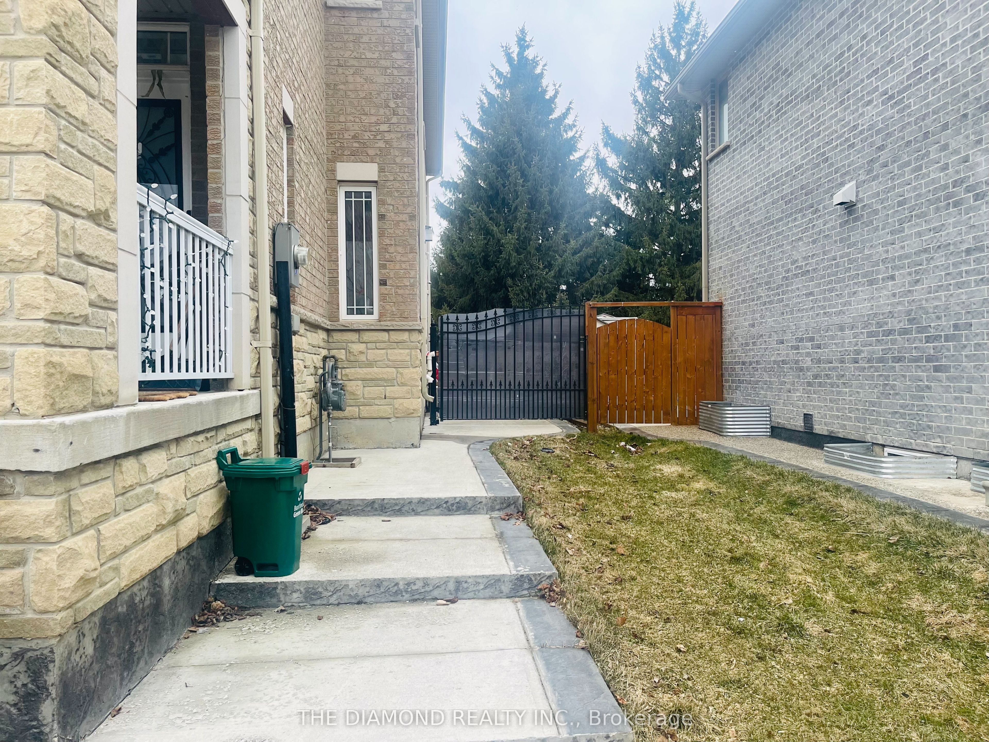 114 Thomas Avenue Basement Property Photo 10