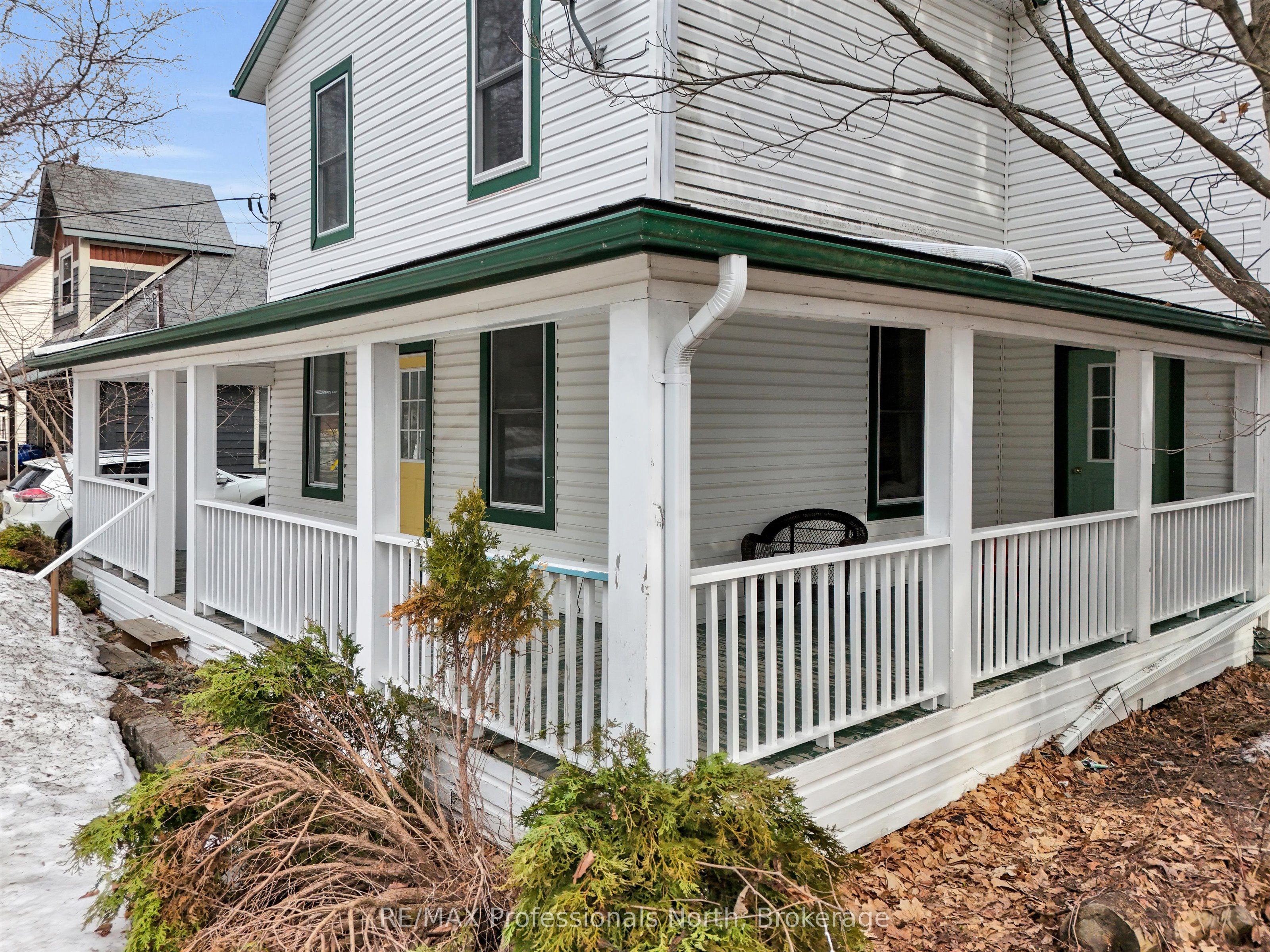 223 James Street Property Photo