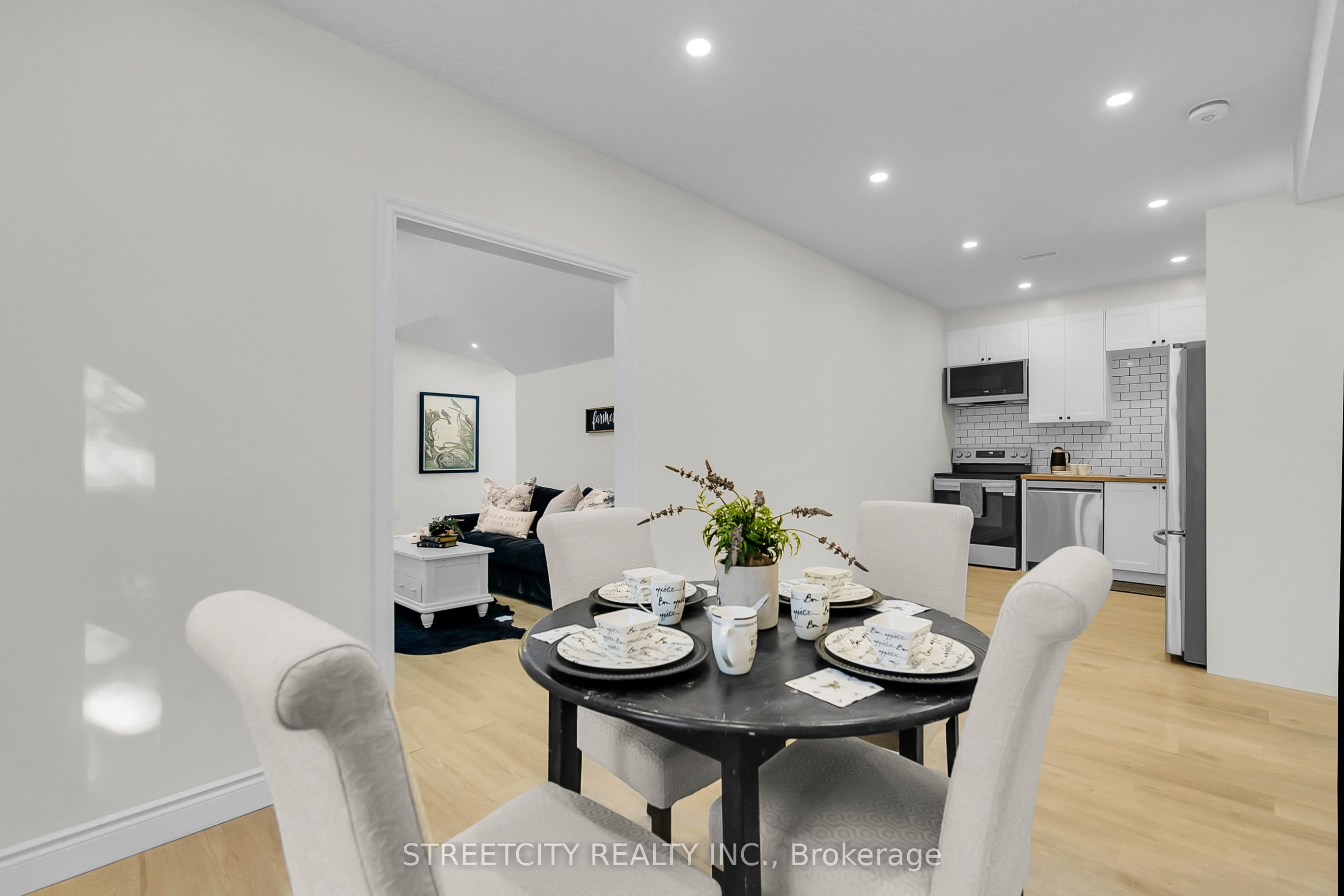 120 Bridge Street Property Photo 11