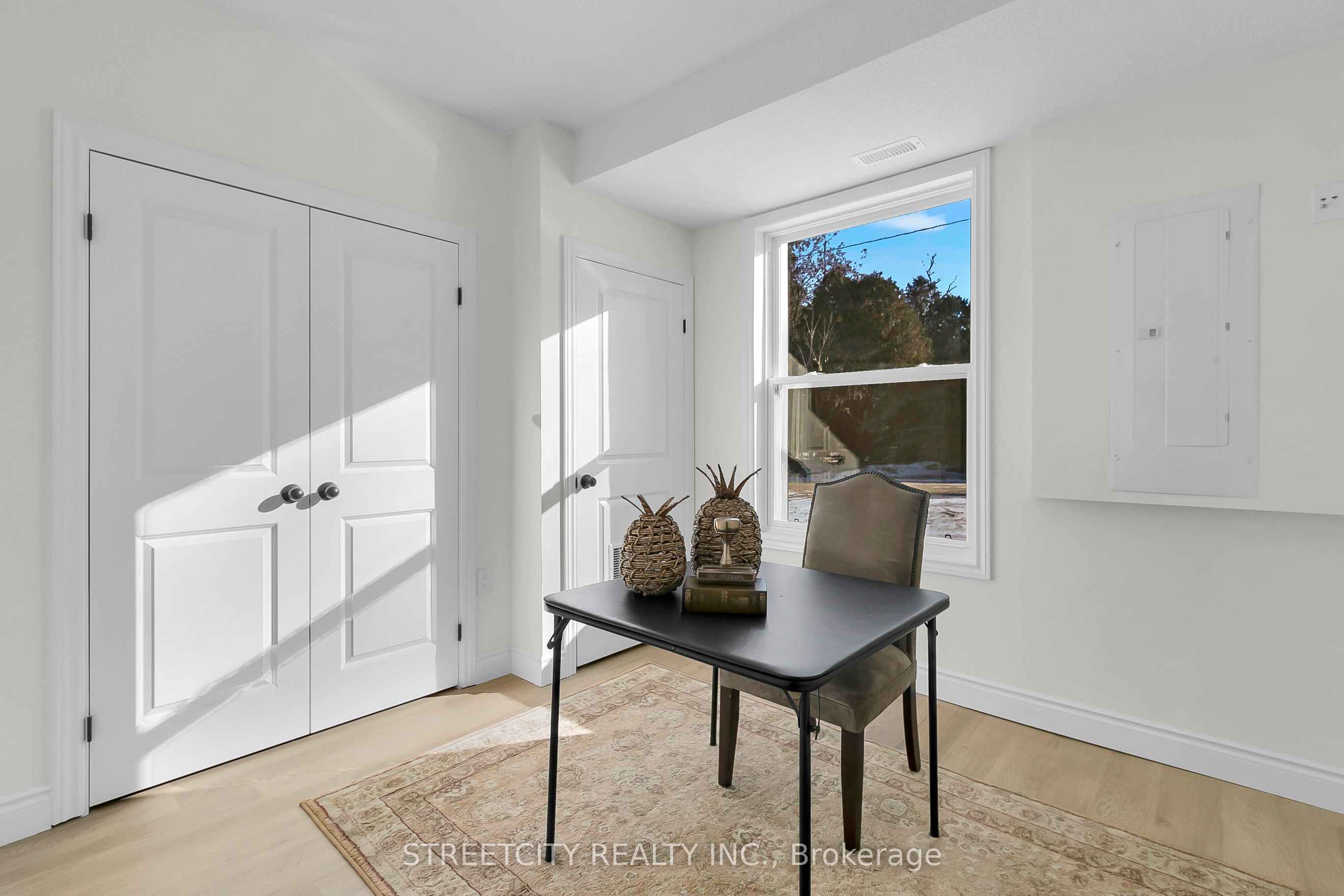 120 Bridge Street Property Photo 18