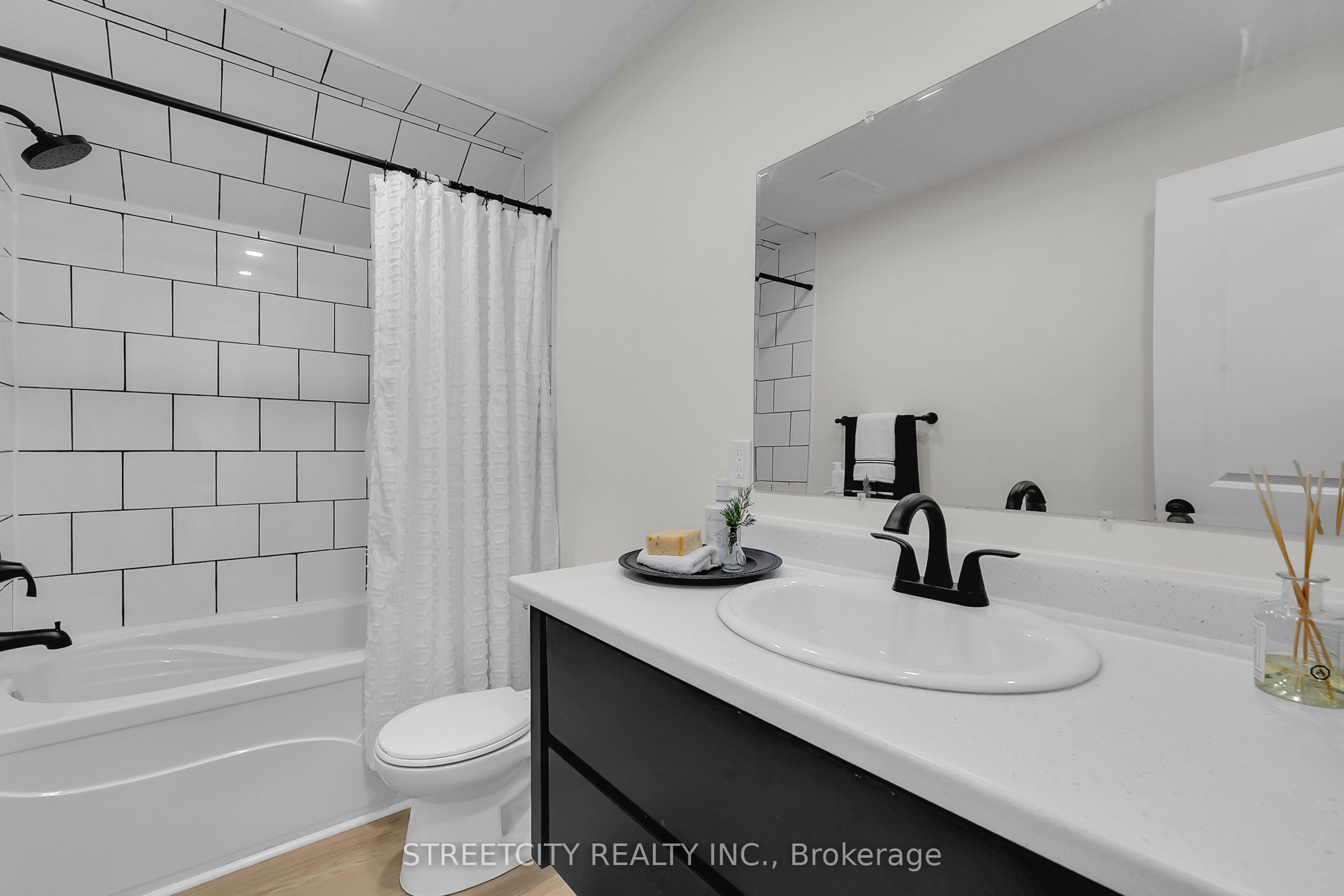 120 Bridge Street Property Photo 27