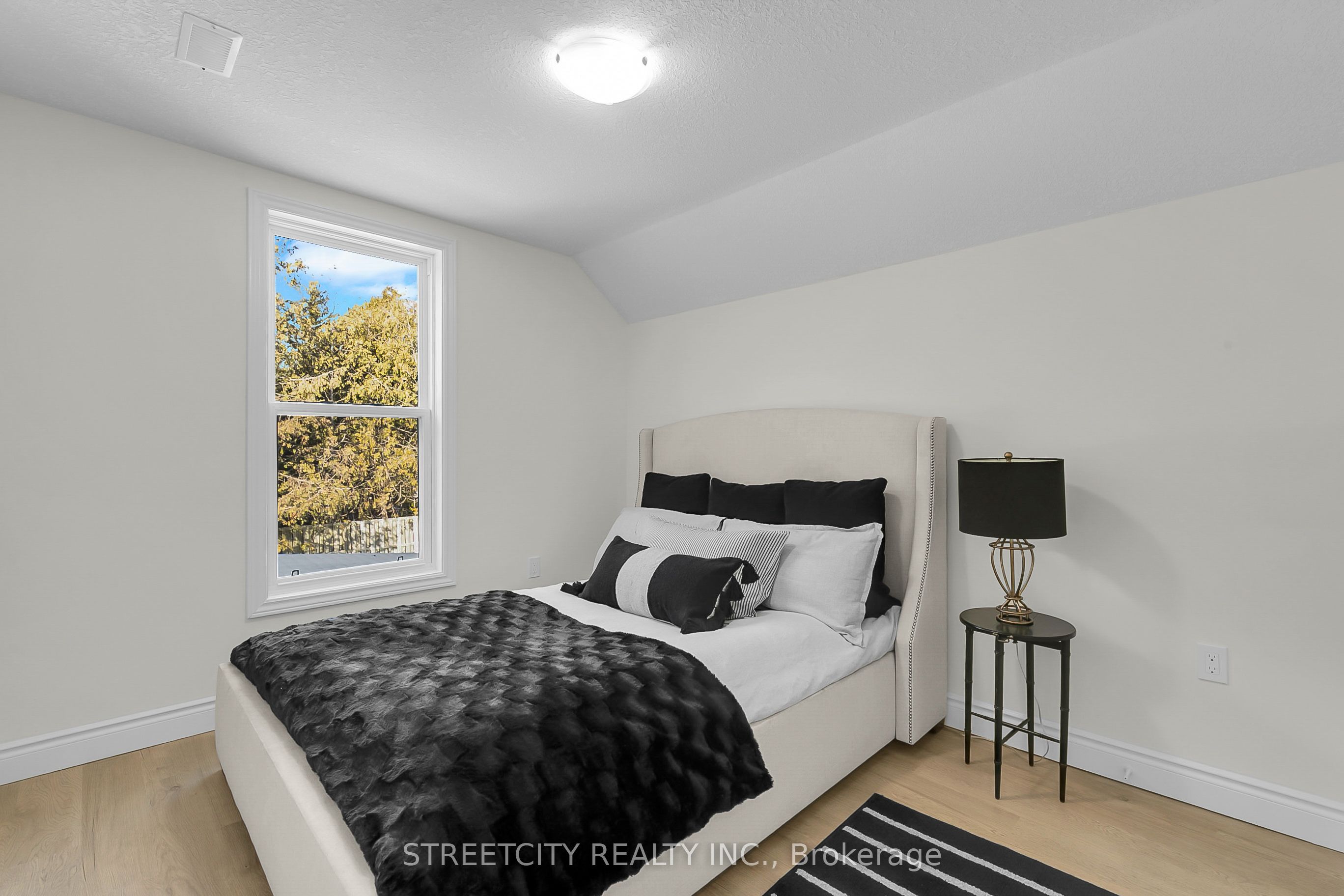 120 Bridge Street Property Photo 28