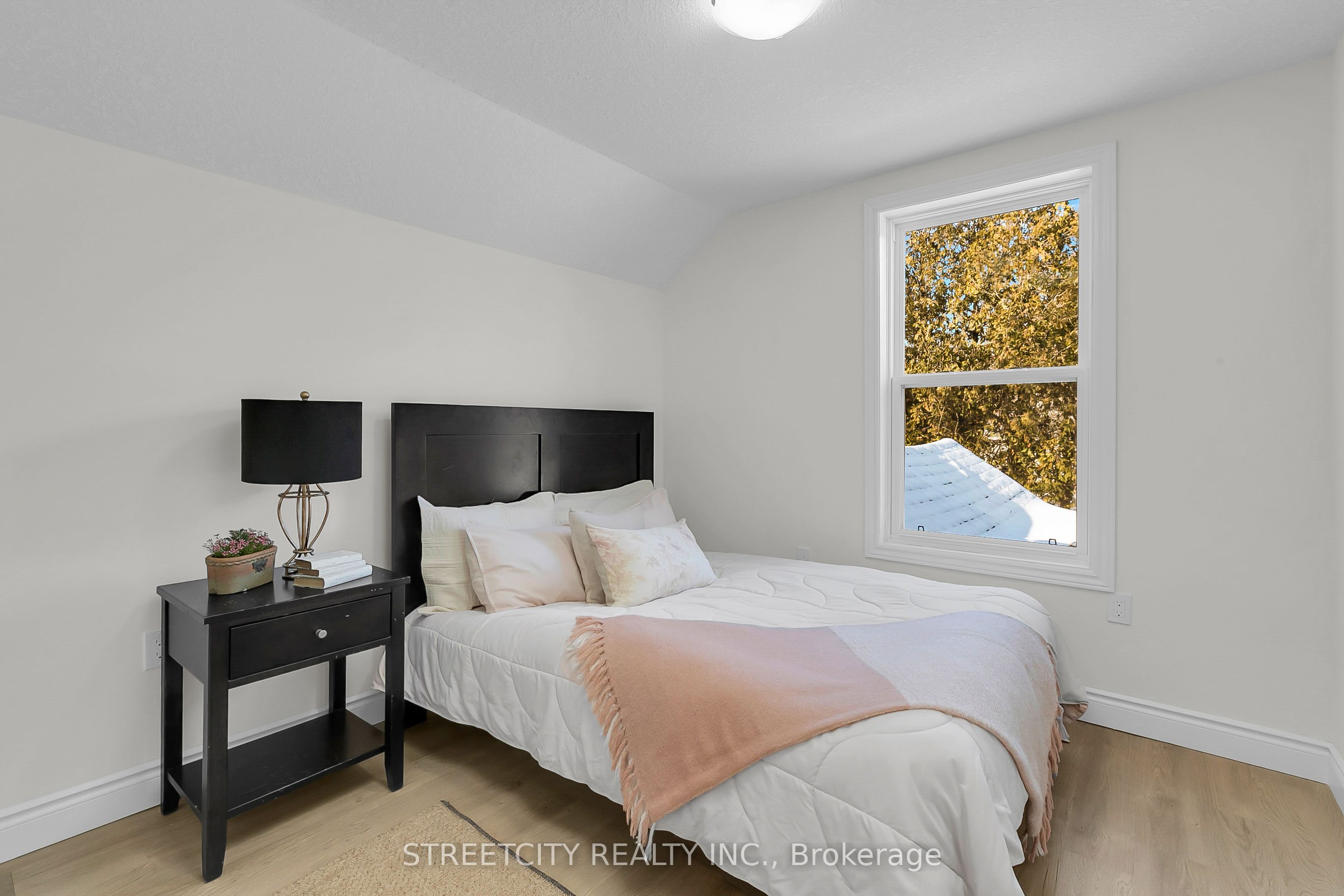 120 Bridge Street Property Photo 29